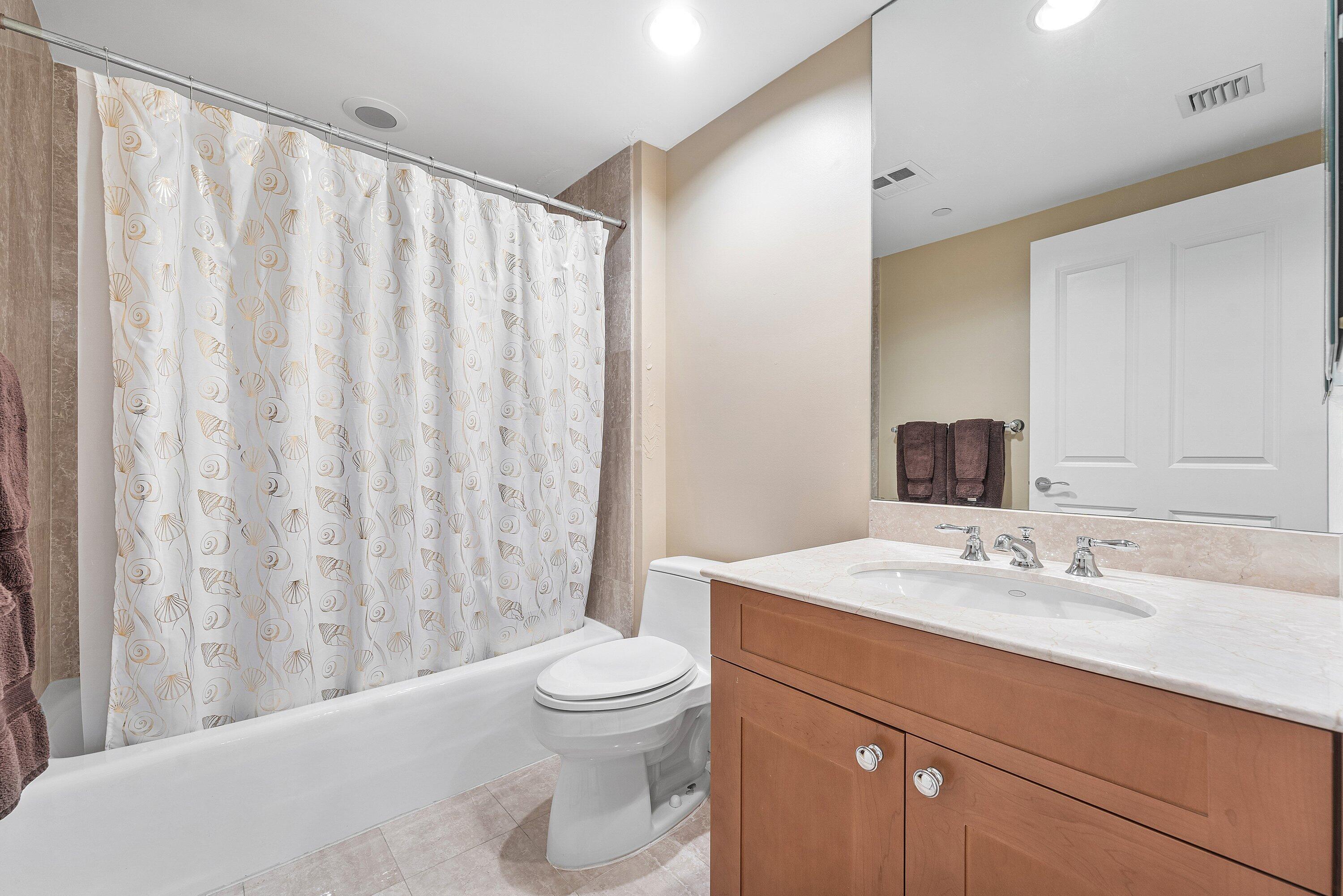 6000 Island #604 Aventura, FL 33160