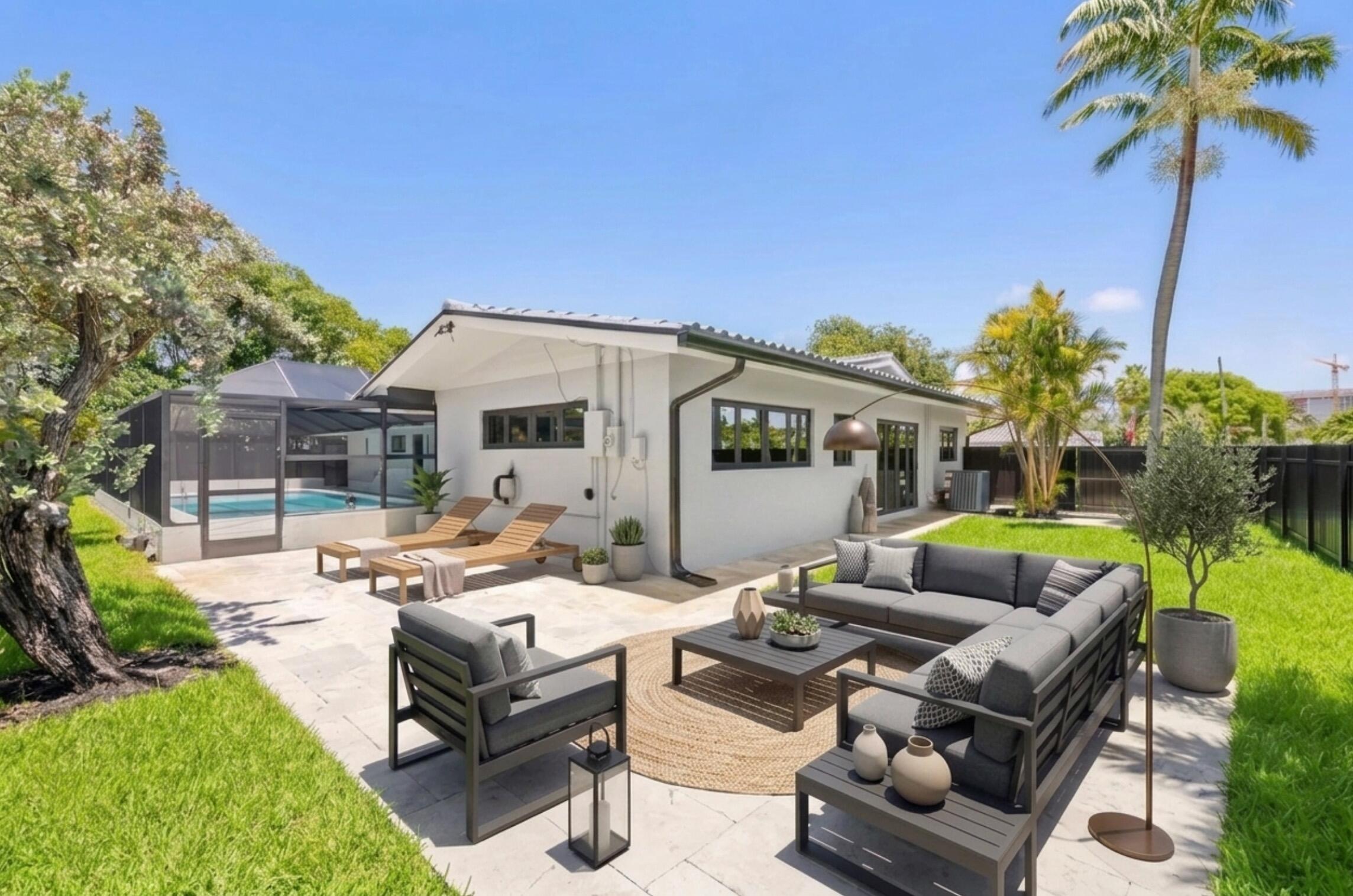 2811 NE 53rd Lighthouse Point, FL 33064
