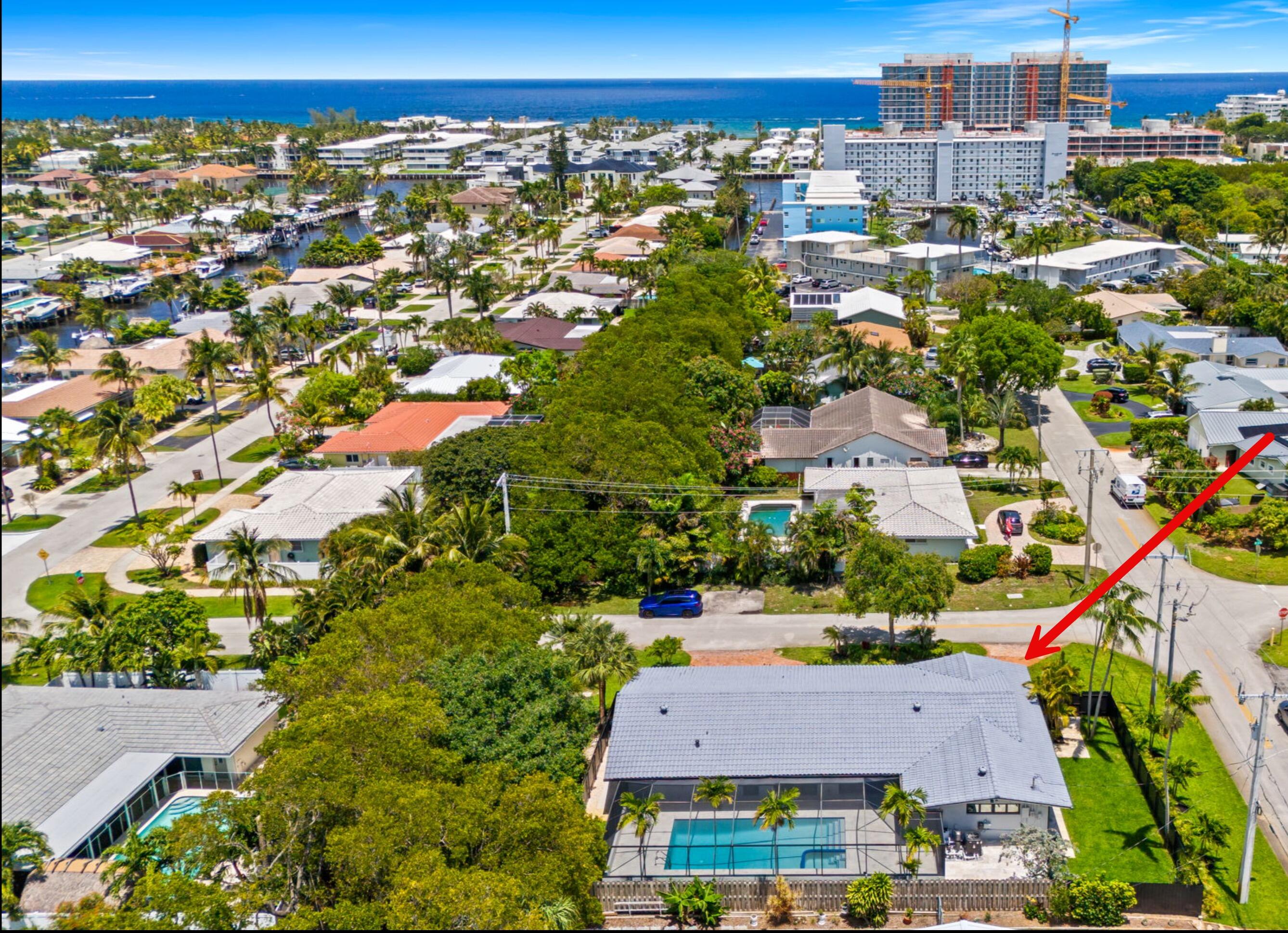 2811 NE 53rd Lighthouse Point, FL 33064