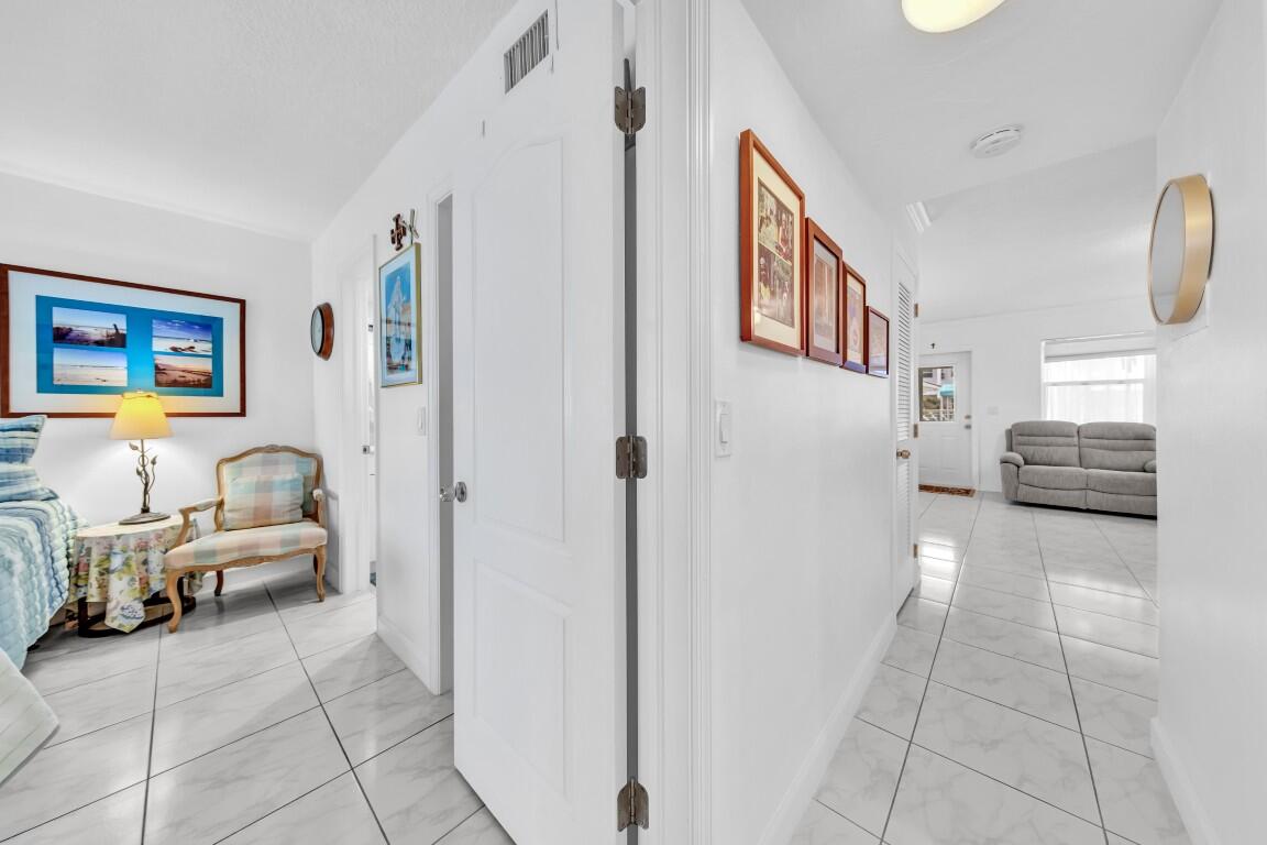 580 Egret #121 Hallandale Beach, FL 33009