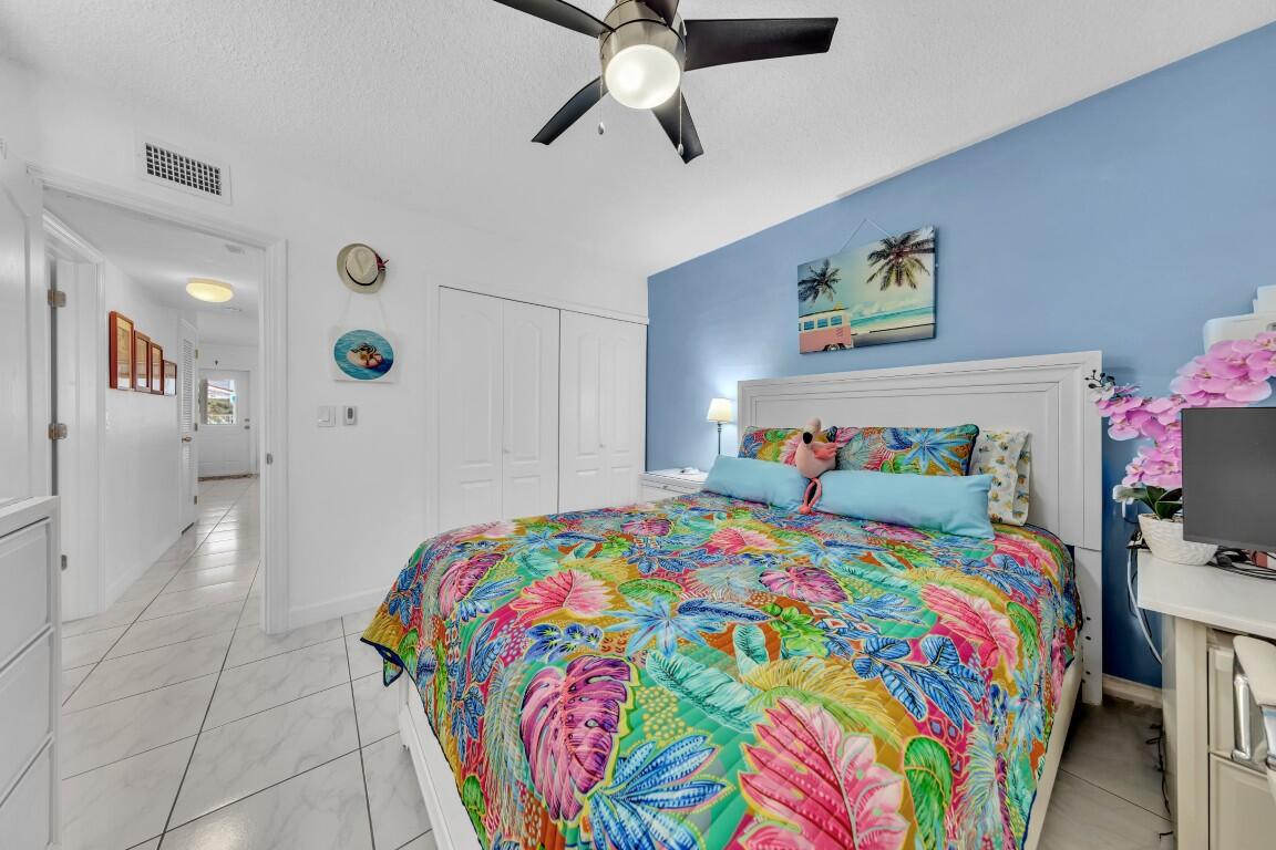 580 Egret #121 Hallandale Beach, FL 33009