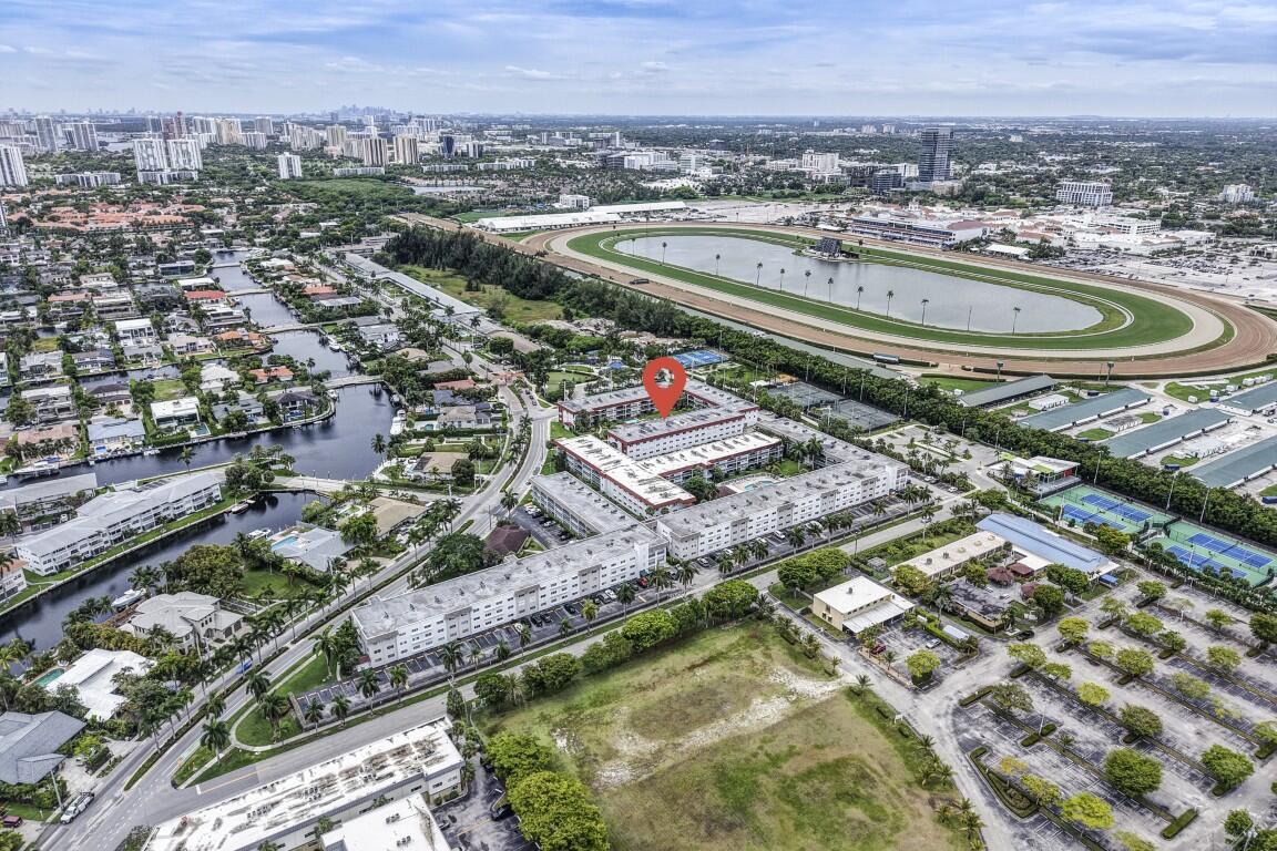 580 Egret #121 Hallandale Beach, FL 33009