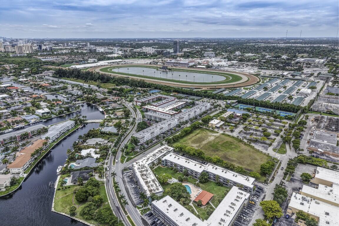 580 Egret #121 Hallandale Beach, FL 33009