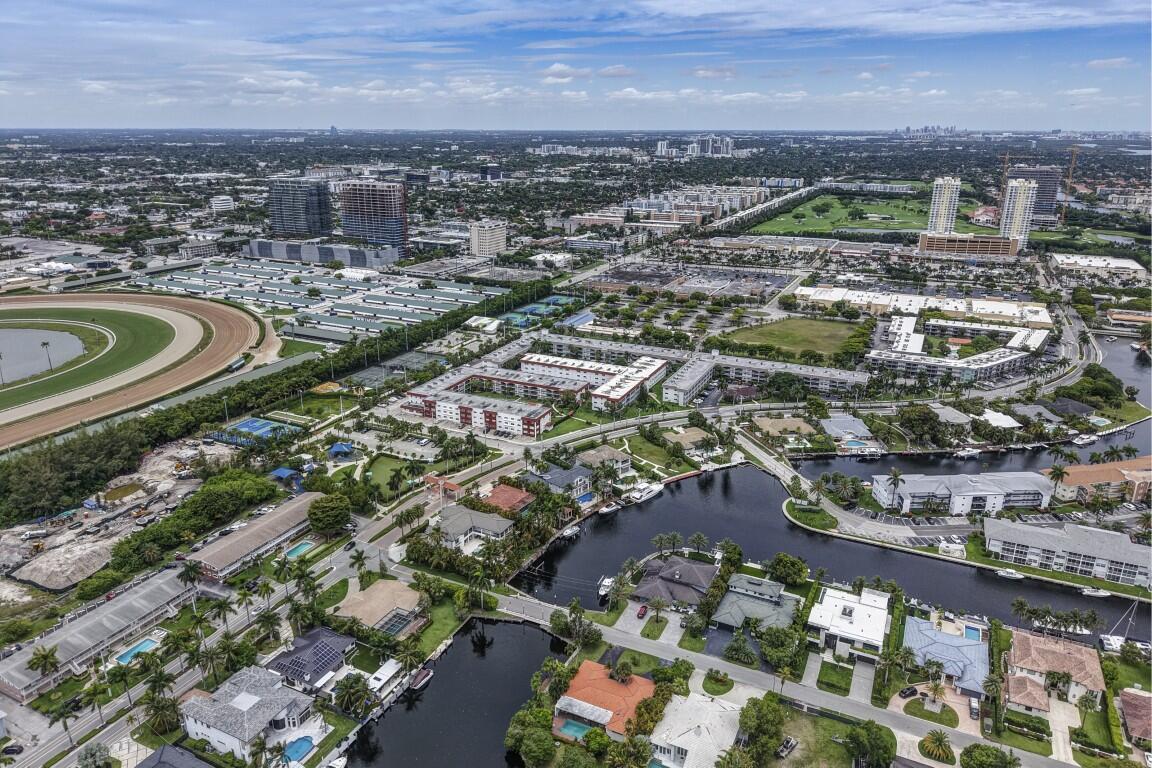 580 Egret #121 Hallandale Beach, FL 33009