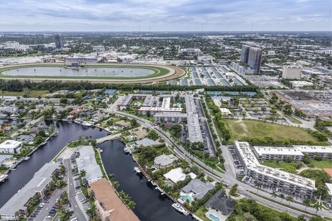 580 Egret #121 Hallandale Beach, FL 33009