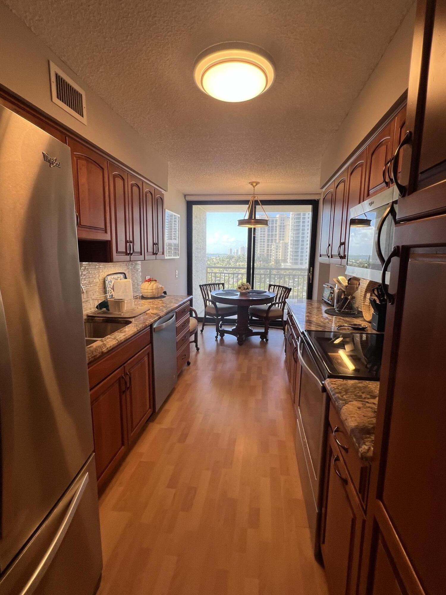 3400 N Ocean #803 Riviera Beach, FL 33404