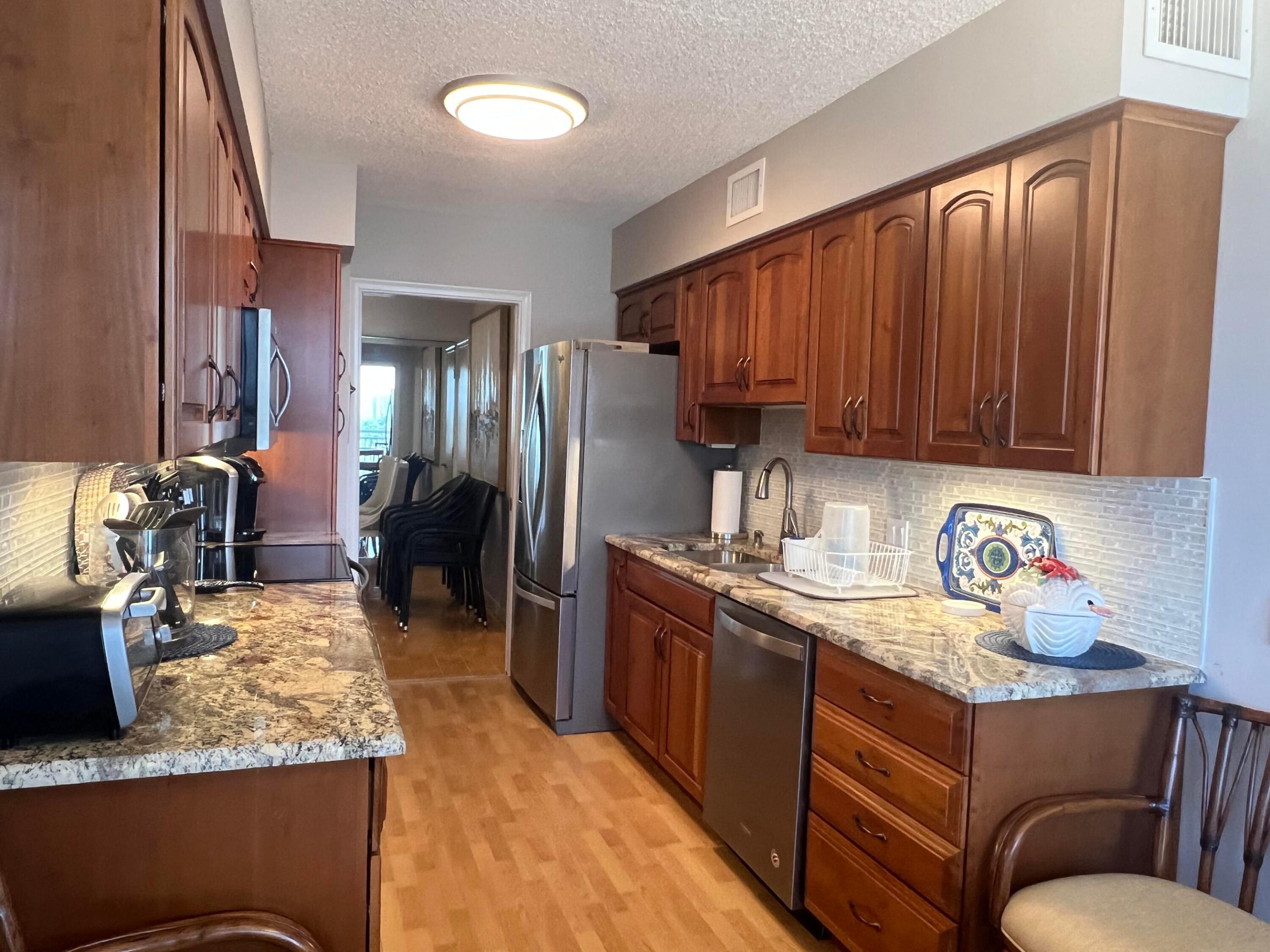 3400 N Ocean #803 Riviera Beach, FL 33404