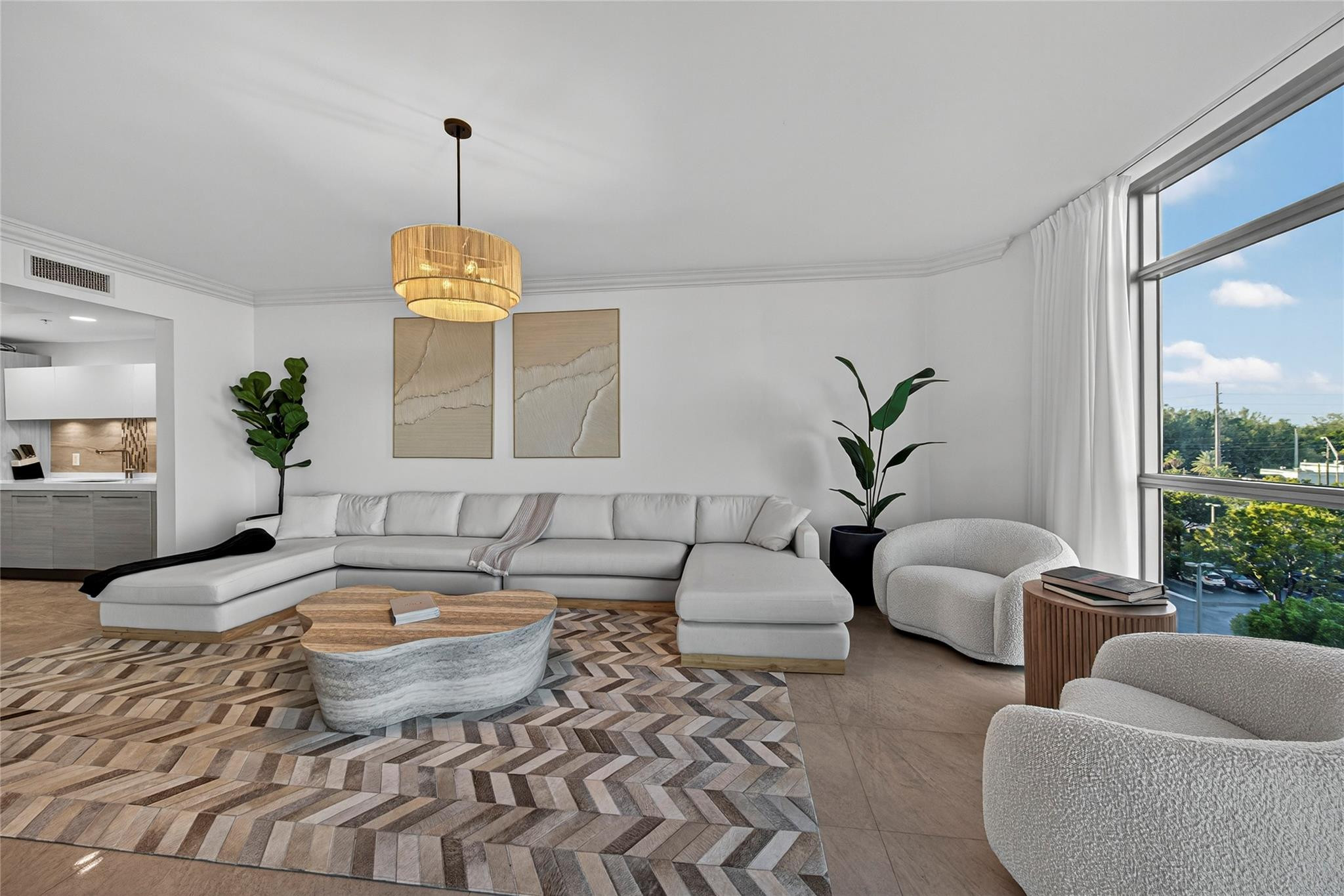 17301 Biscayne #506 North Miami Beach, FL 33160