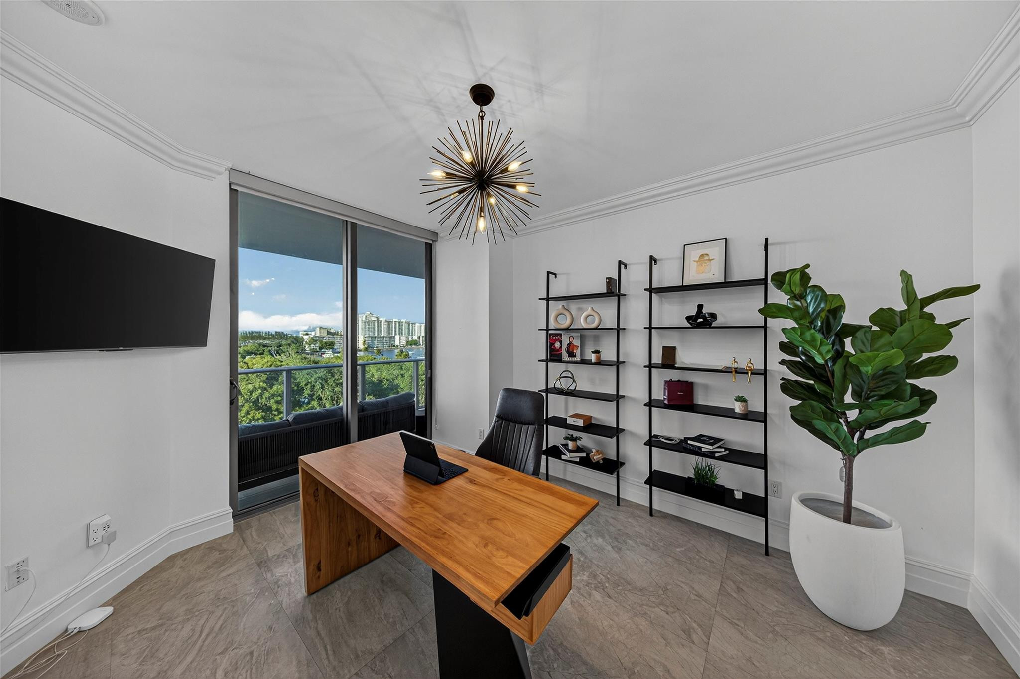17301 Biscayne #506 North Miami Beach, FL 33160