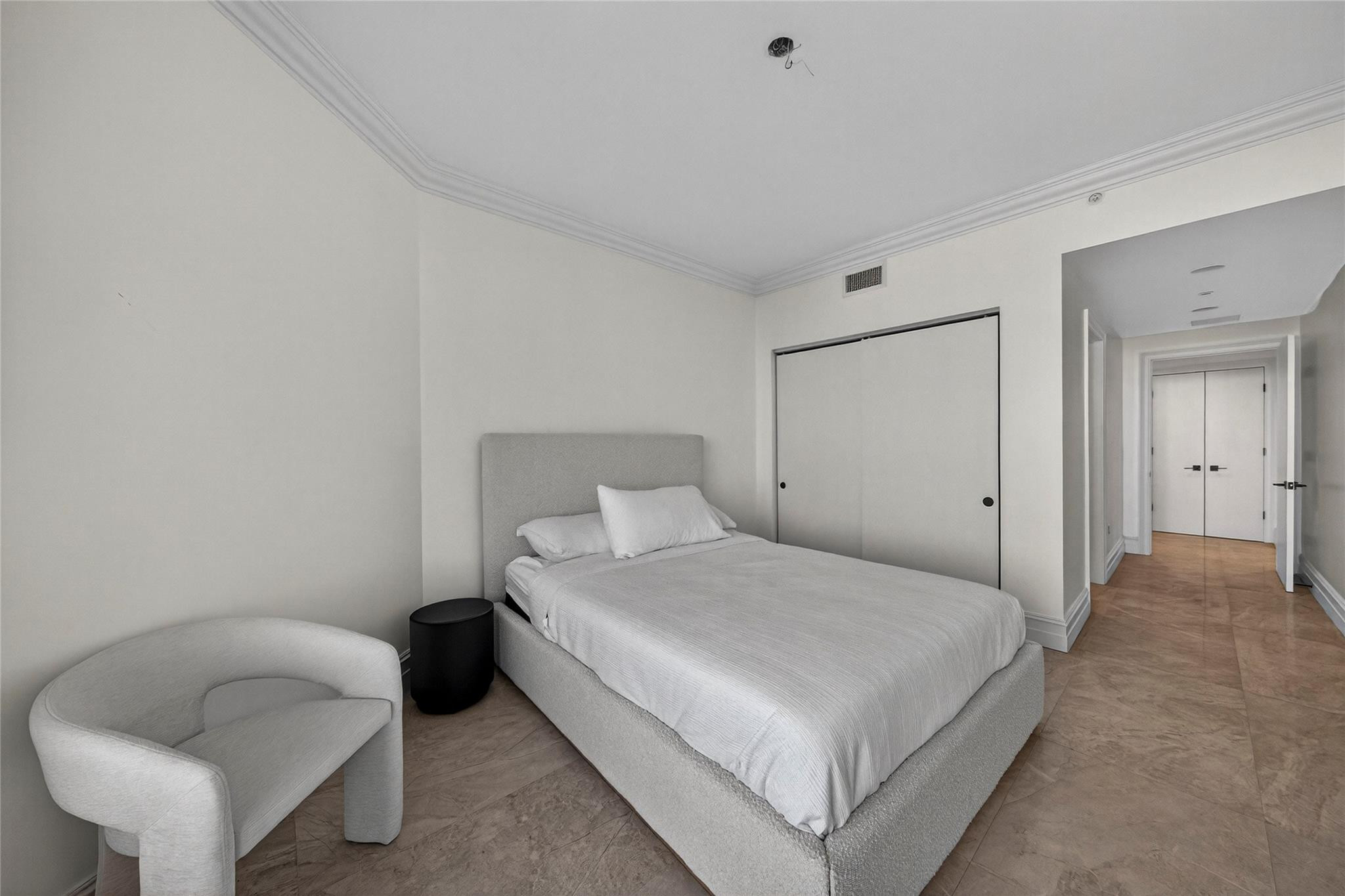 17301 Biscayne #506 North Miami Beach, FL 33160
