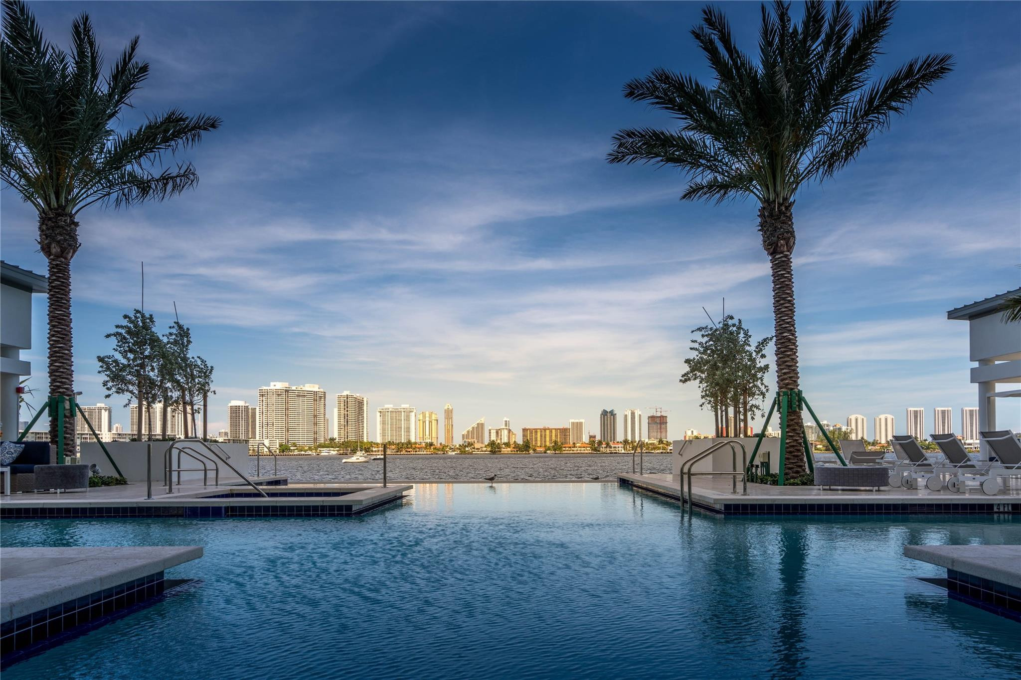 17301 Biscayne #506 North Miami Beach, FL 33160