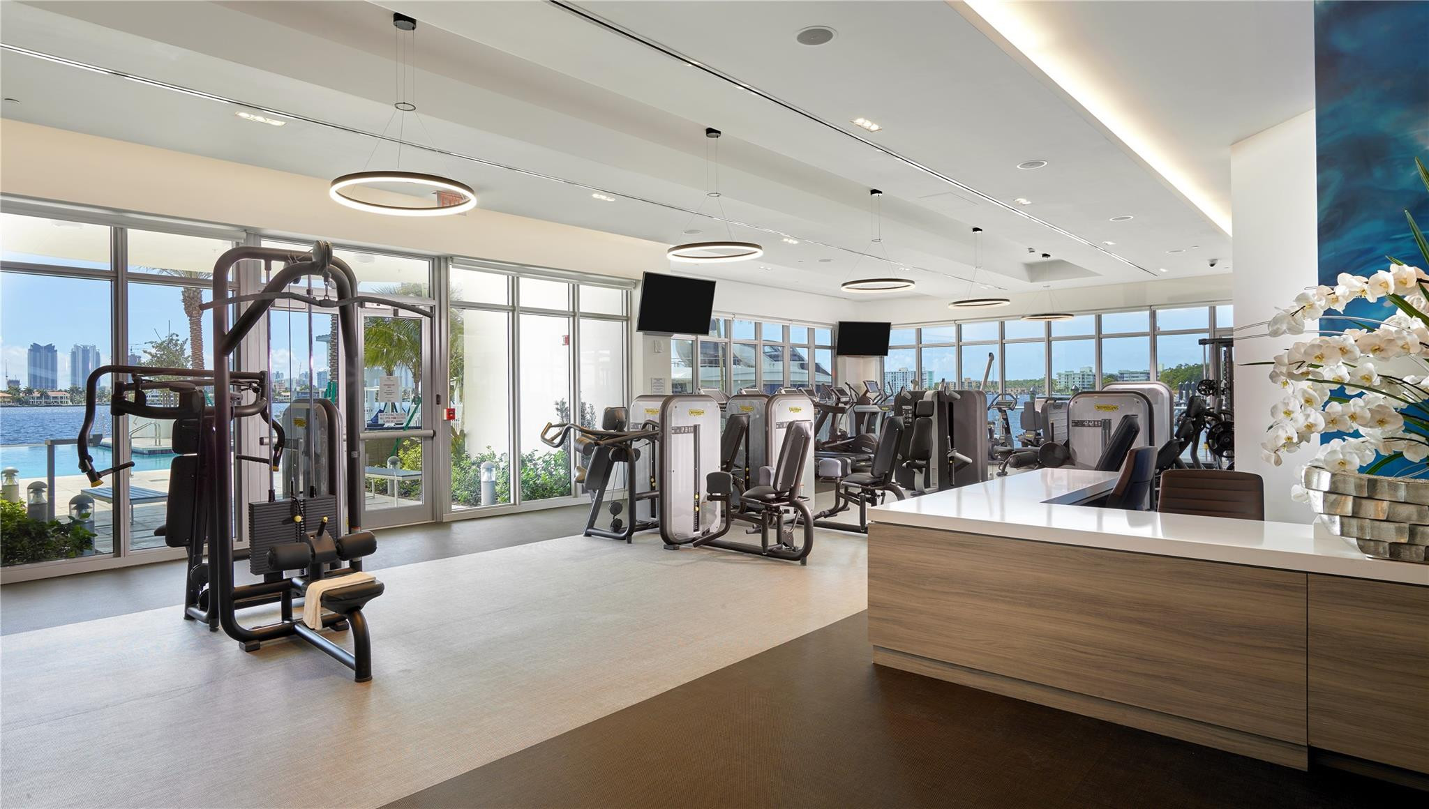 17301 Biscayne #506 North Miami Beach, FL 33160
