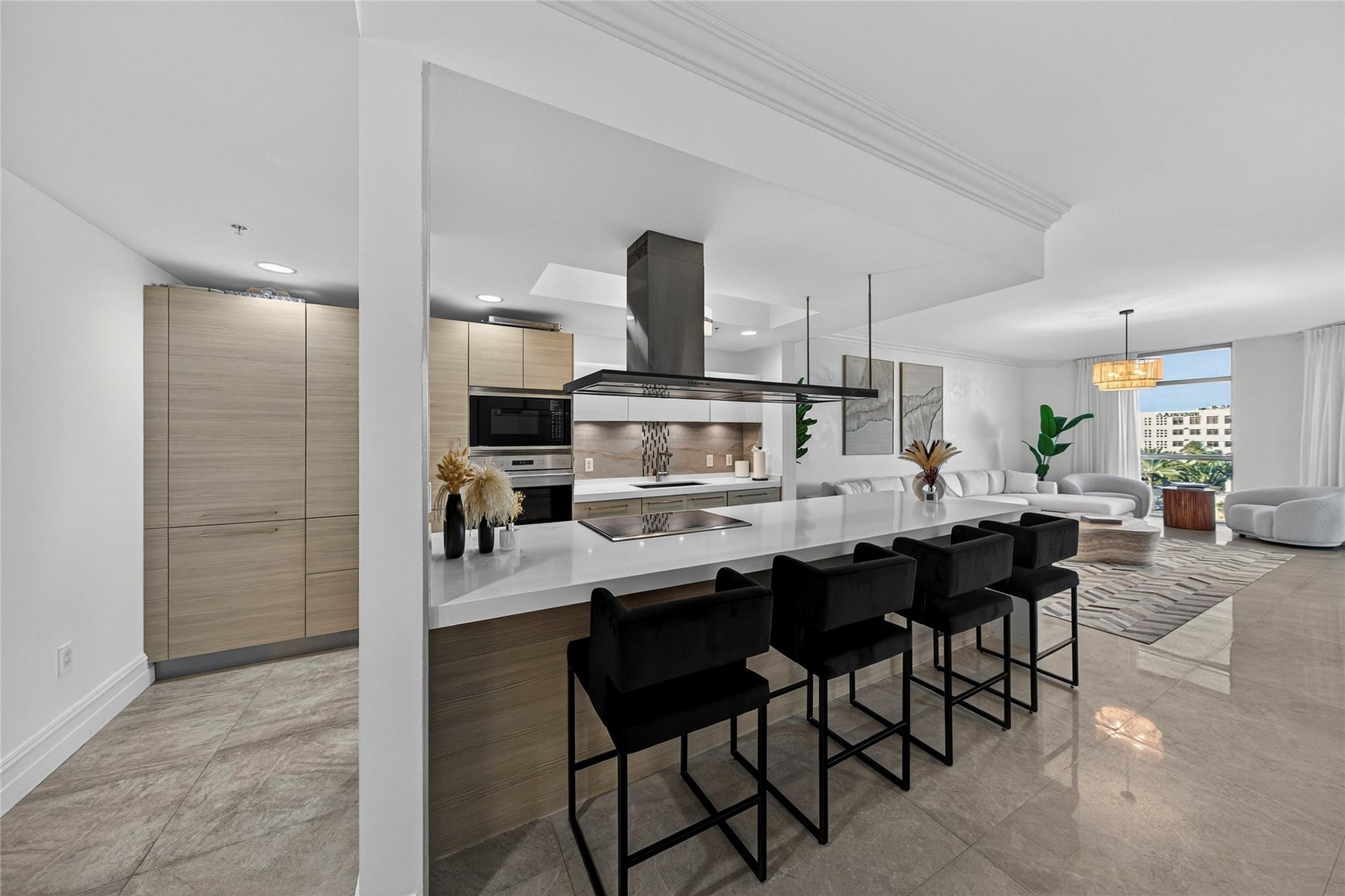 17301 Biscayne #506 North Miami Beach, FL 33160