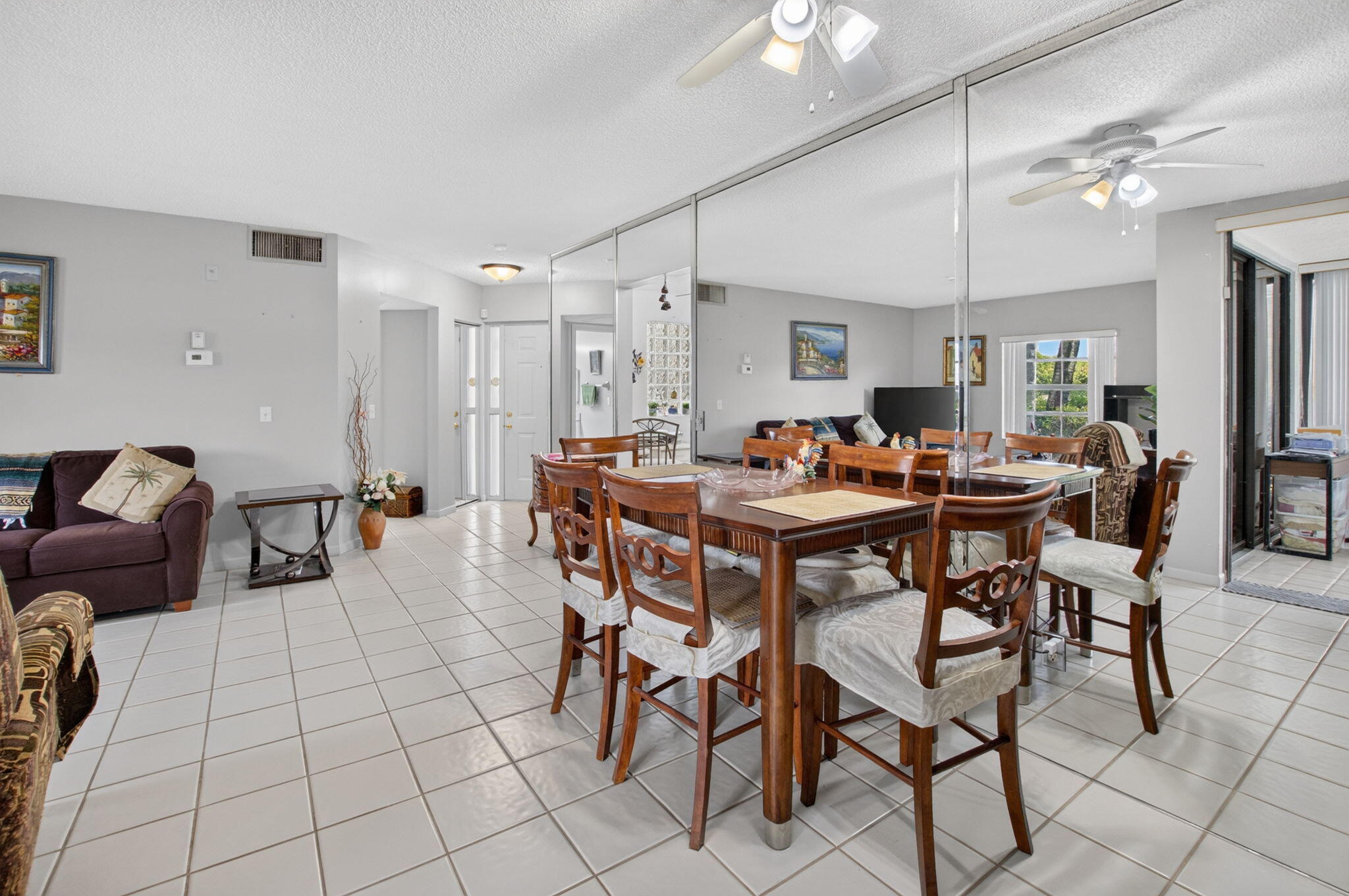 5267 Europa Dr #C Boynton Beach, FL 33437