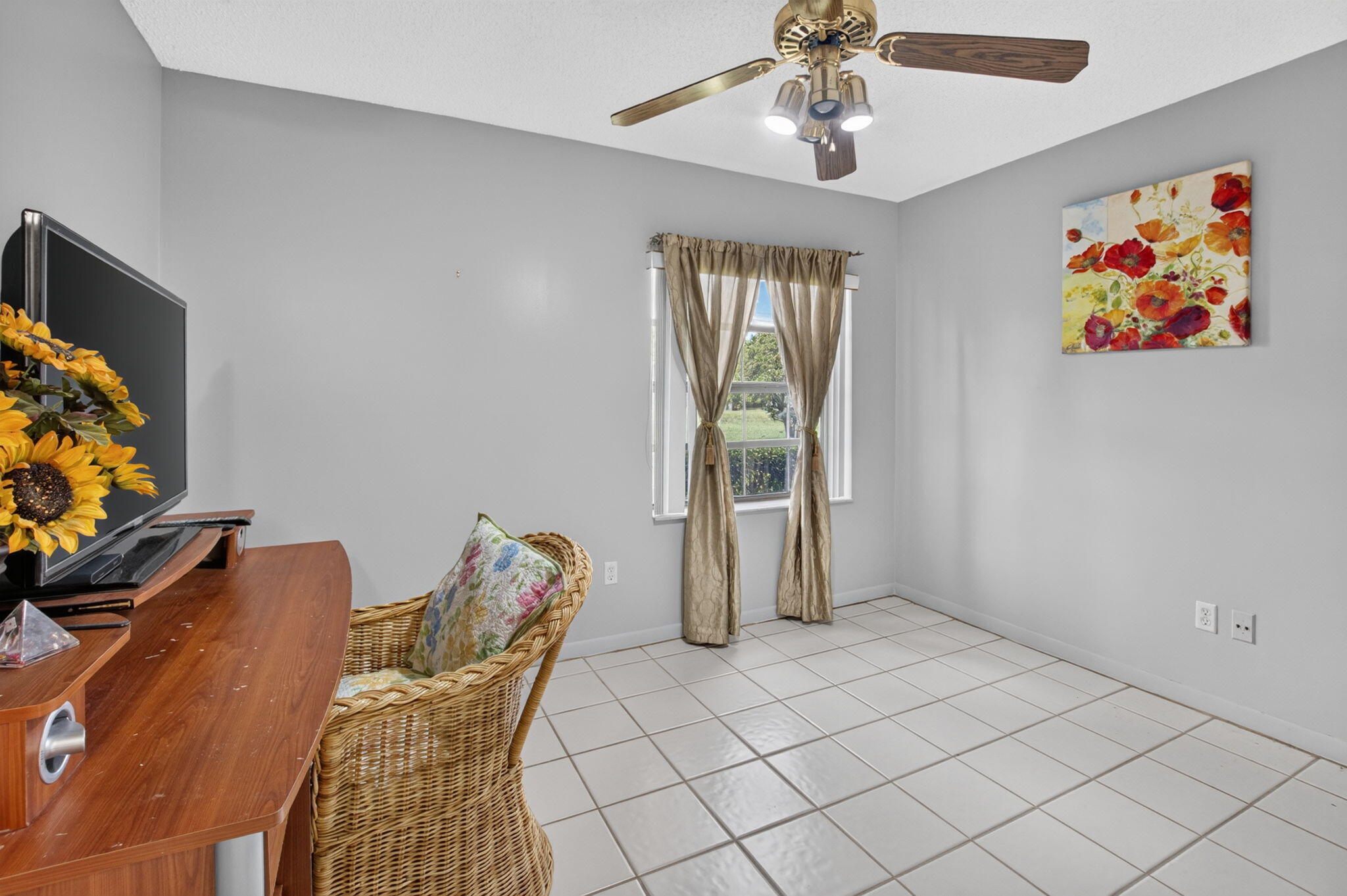 5267 Europa Dr #C Boynton Beach, FL 33437