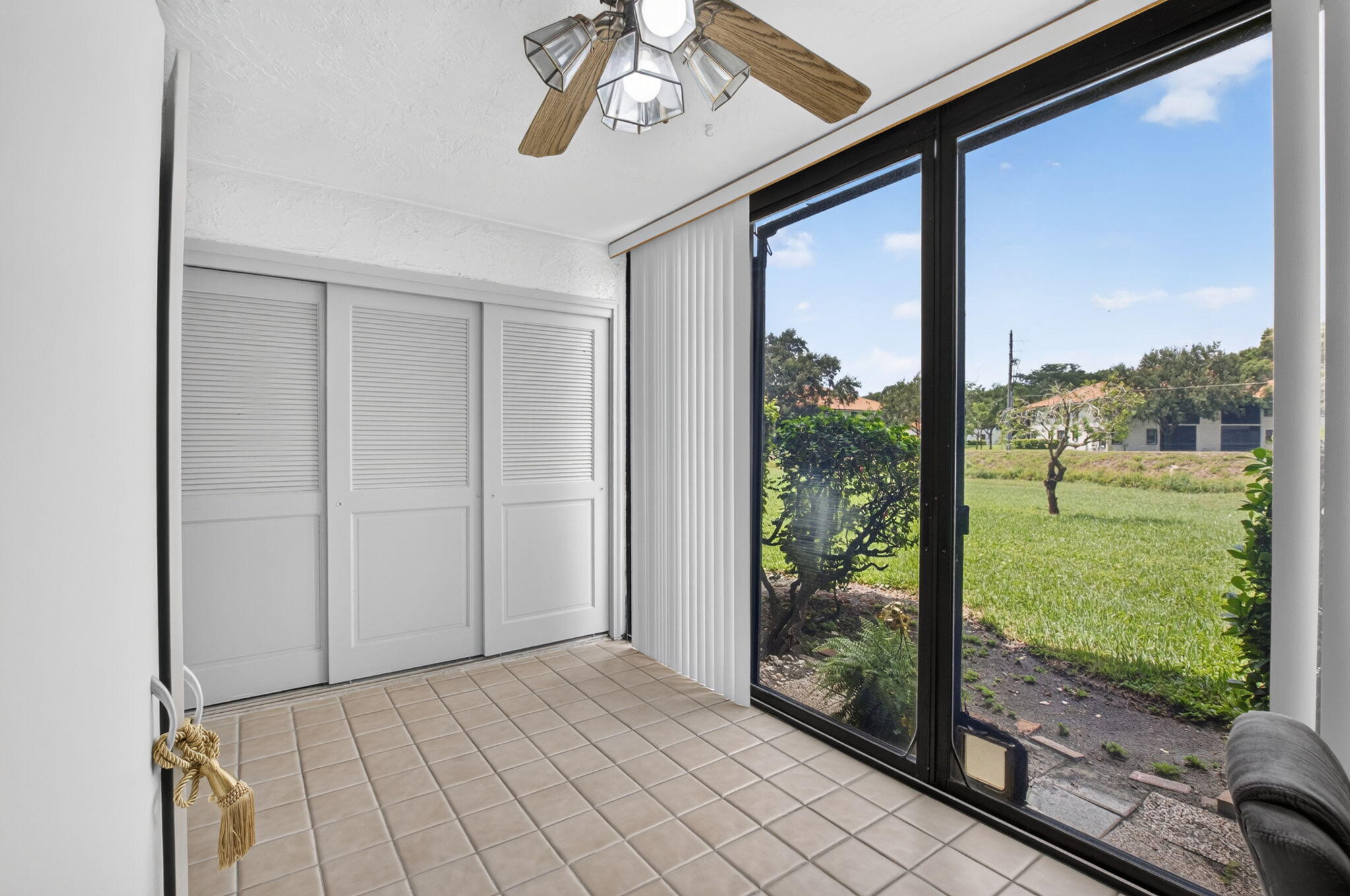 5267 Europa Dr #C Boynton Beach, FL 33437