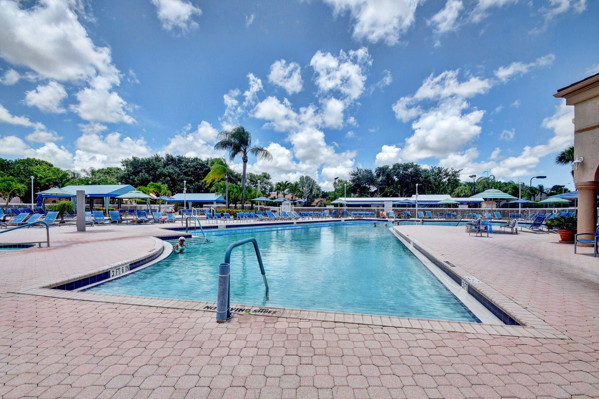 5267 Europa Dr #C Boynton Beach, FL 33437