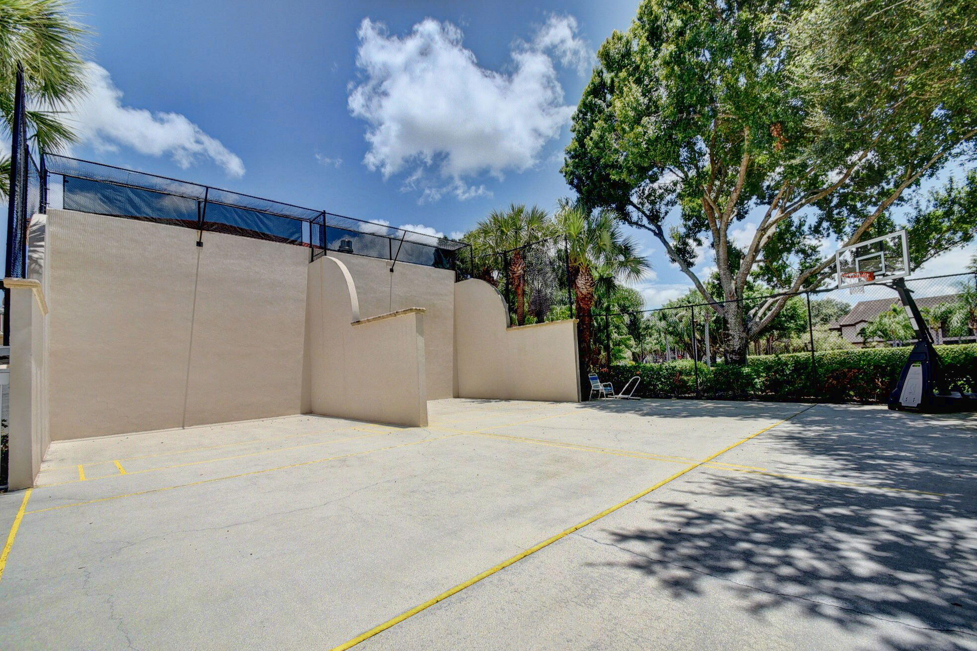 5267 Europa Dr #C Boynton Beach, FL 33437