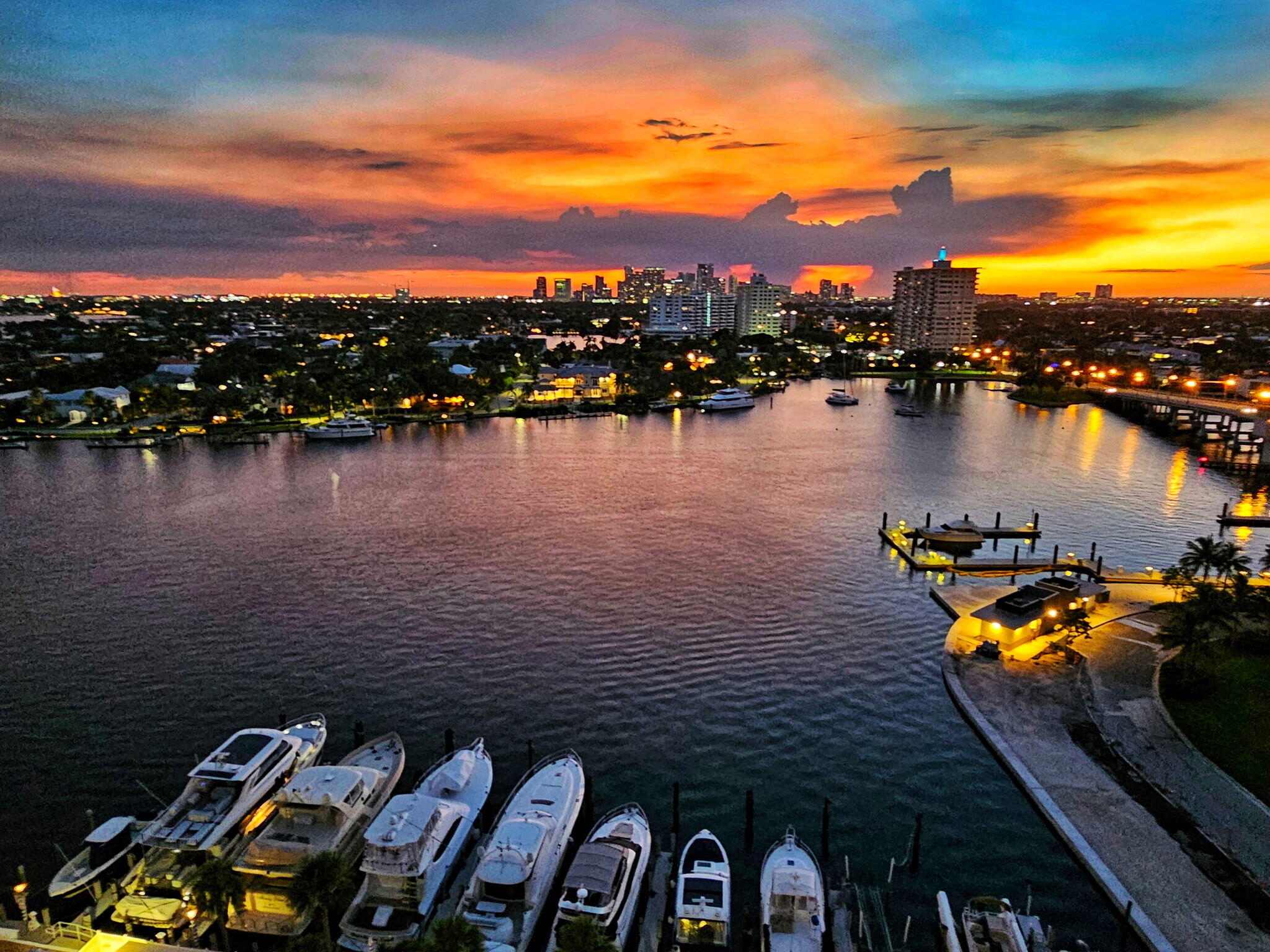 1 Las Olas Cir #1507