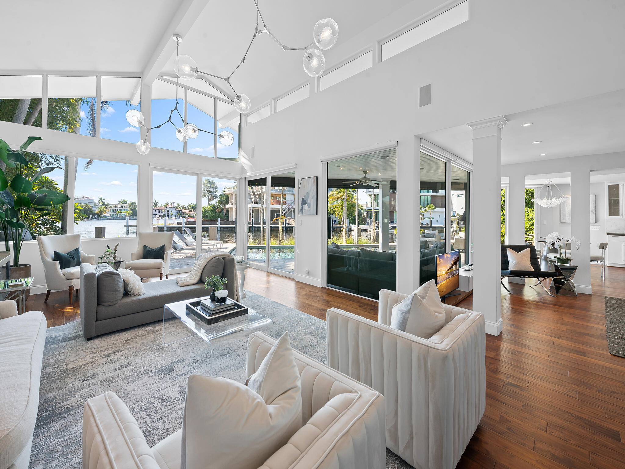 2880 NE 24th Pl Fort Lauderdale, FL 33305