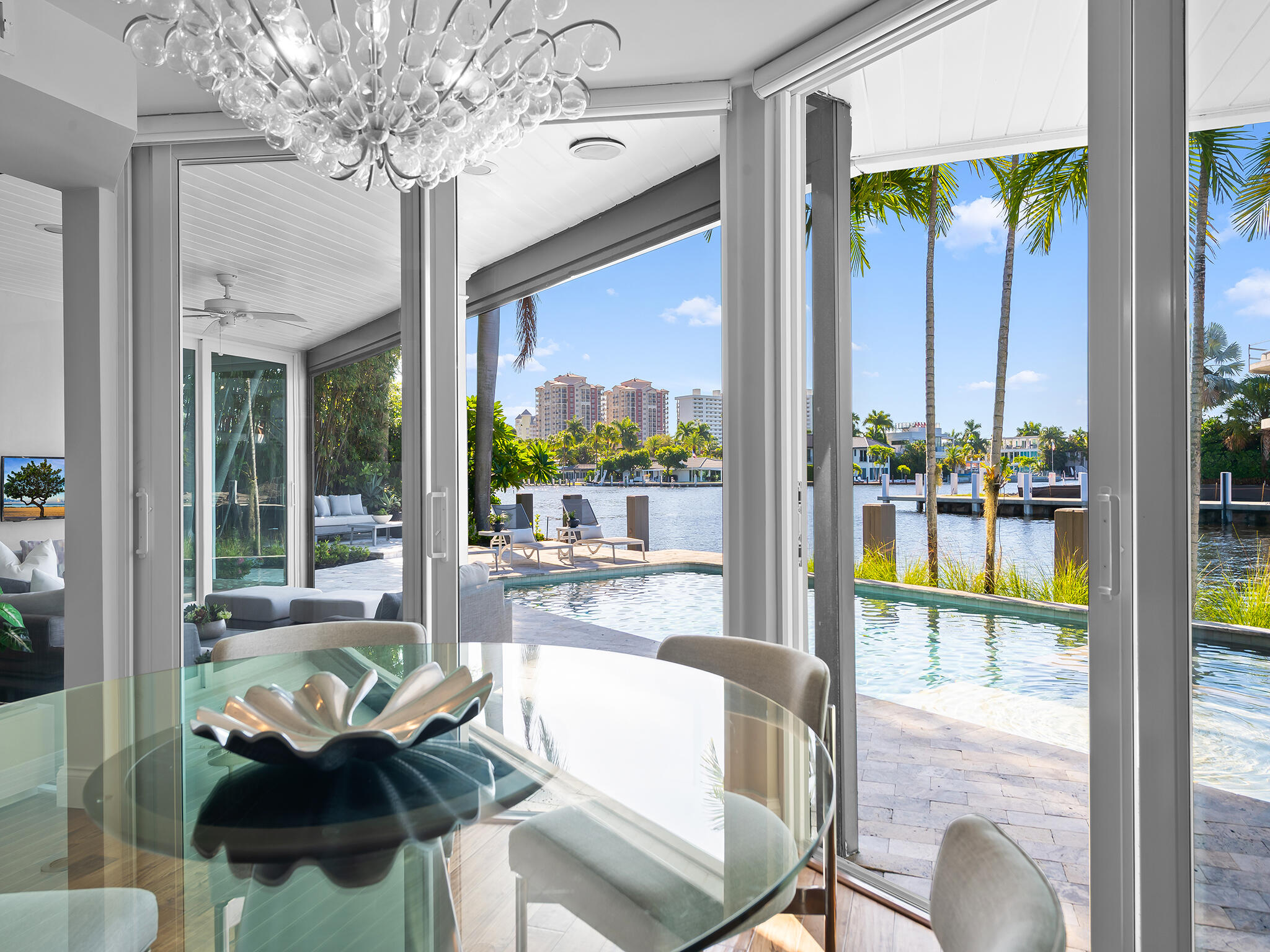 2880 NE 24th Pl Fort Lauderdale, FL 33305