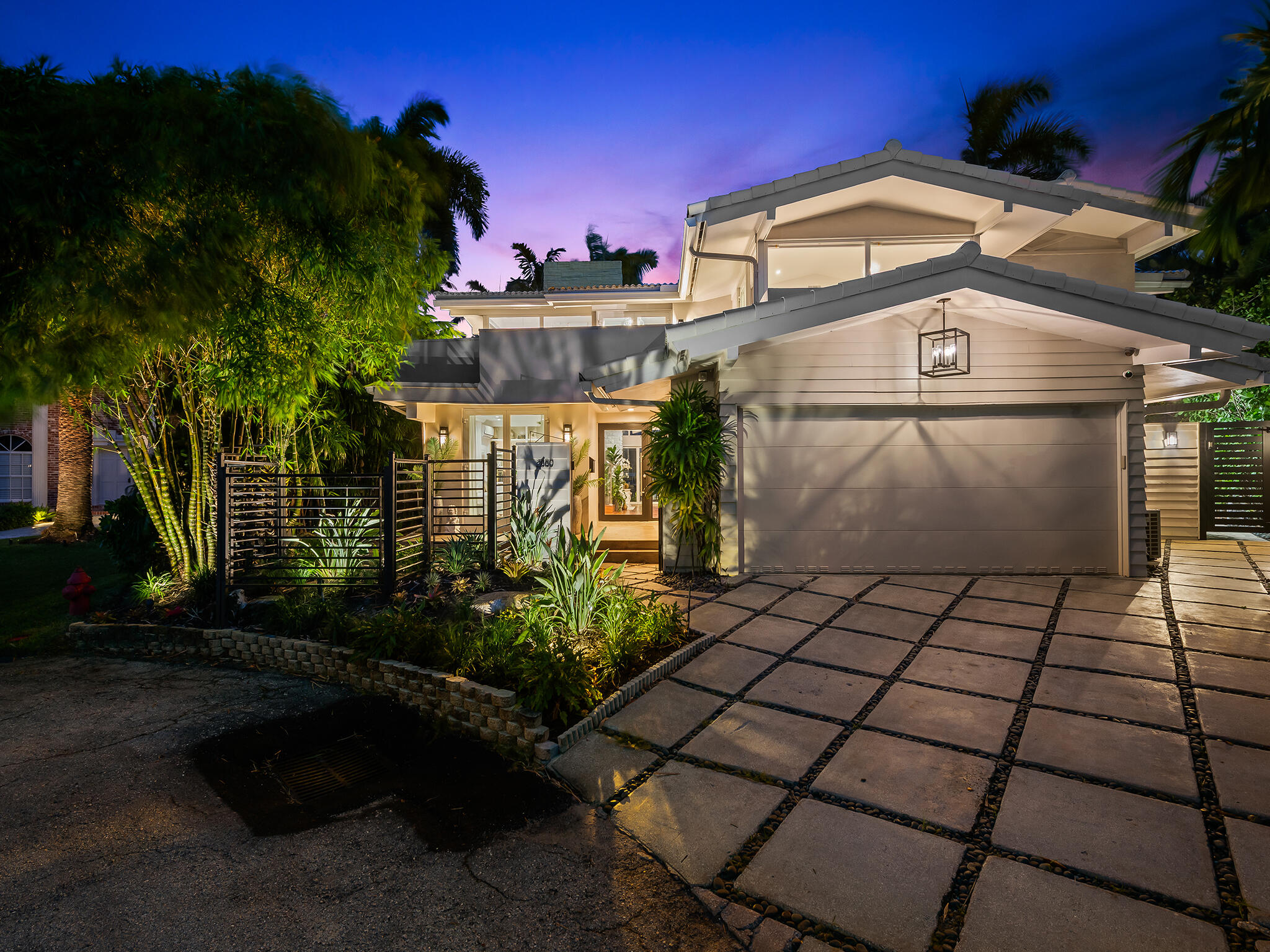 2880 NE 24th Pl Fort Lauderdale, FL 33305