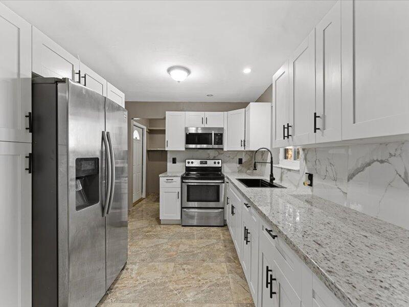 7081 SW 30th St Miramar, FL 33023