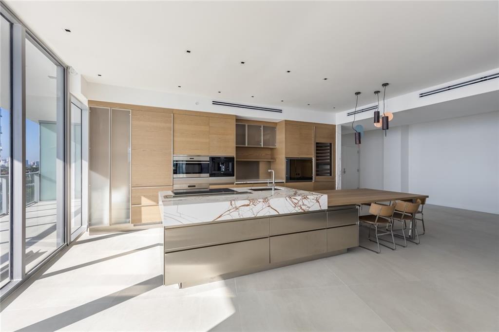 2200 N Ocean Blvd #N1102 Fort Lauderdale, FL 33305