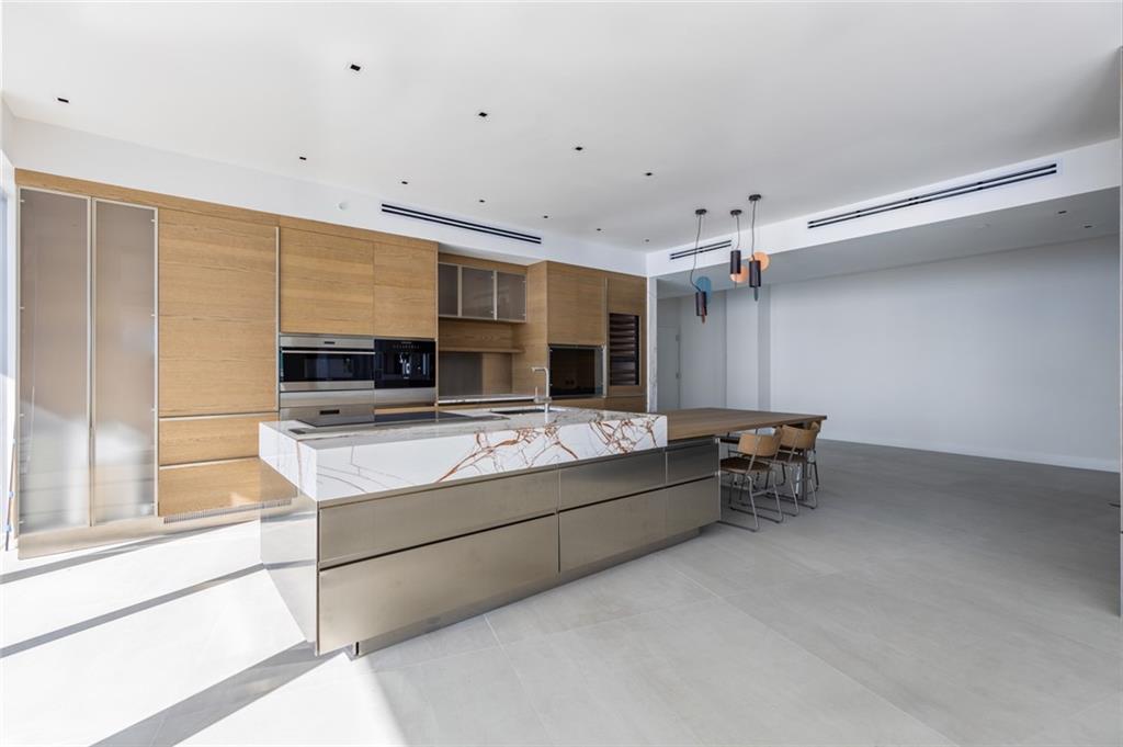 2200 N Ocean Blvd #N1102 Fort Lauderdale, FL 33305