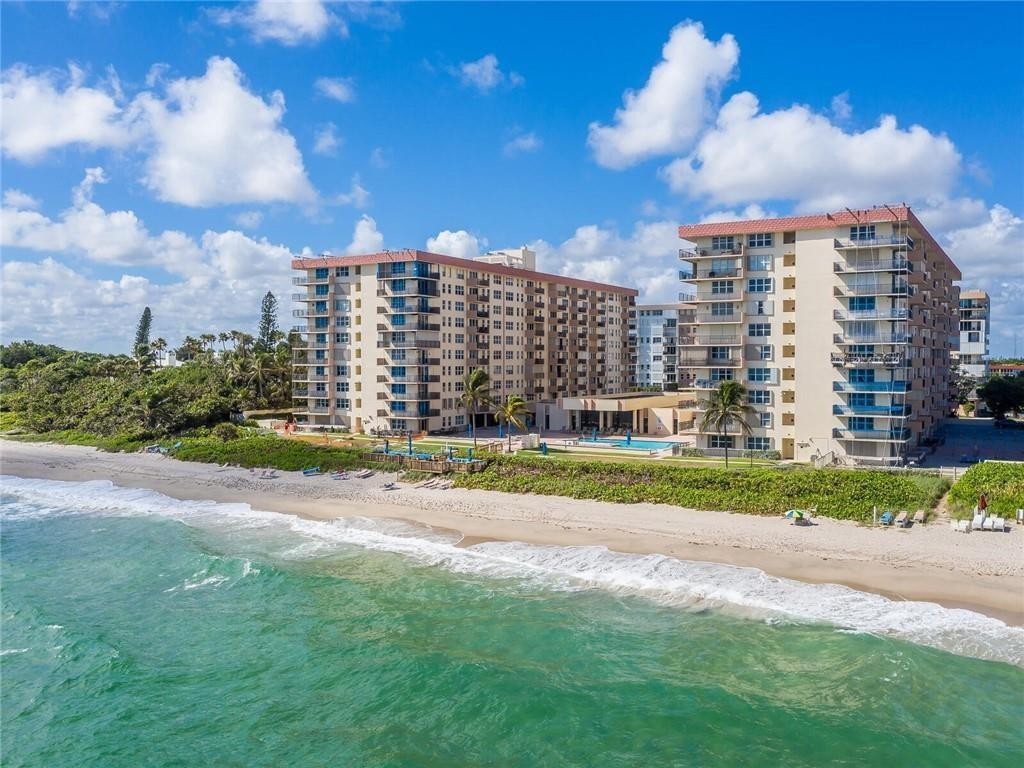 1147 Hillsboro Mile #209 Hillsboro Beach, FL 33062