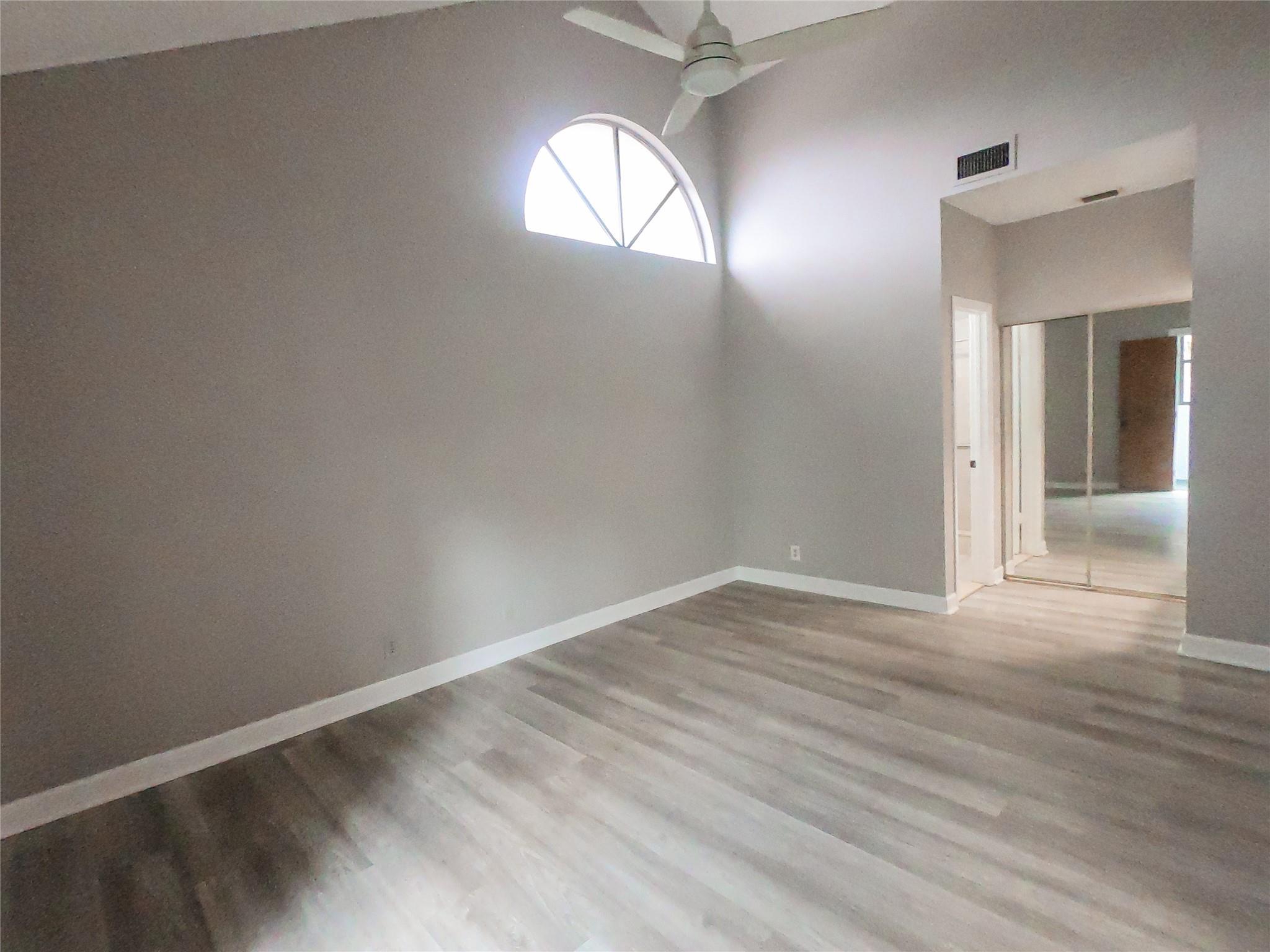 1421 Avon Ln #206,North Lauderdale, FL 33068