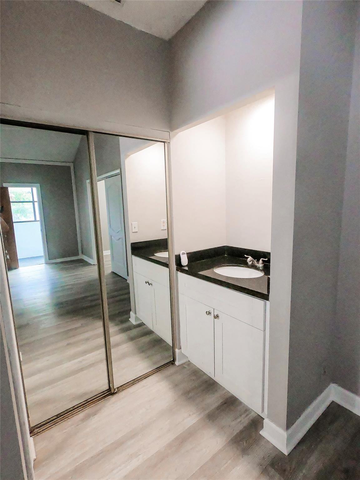 1421 Avon Ln #206,North Lauderdale, FL 33068