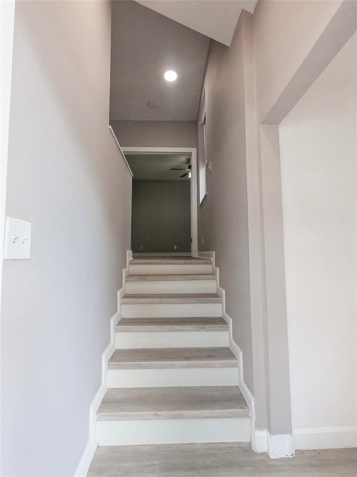 1421 Avon Ln #206,North Lauderdale, FL 33068