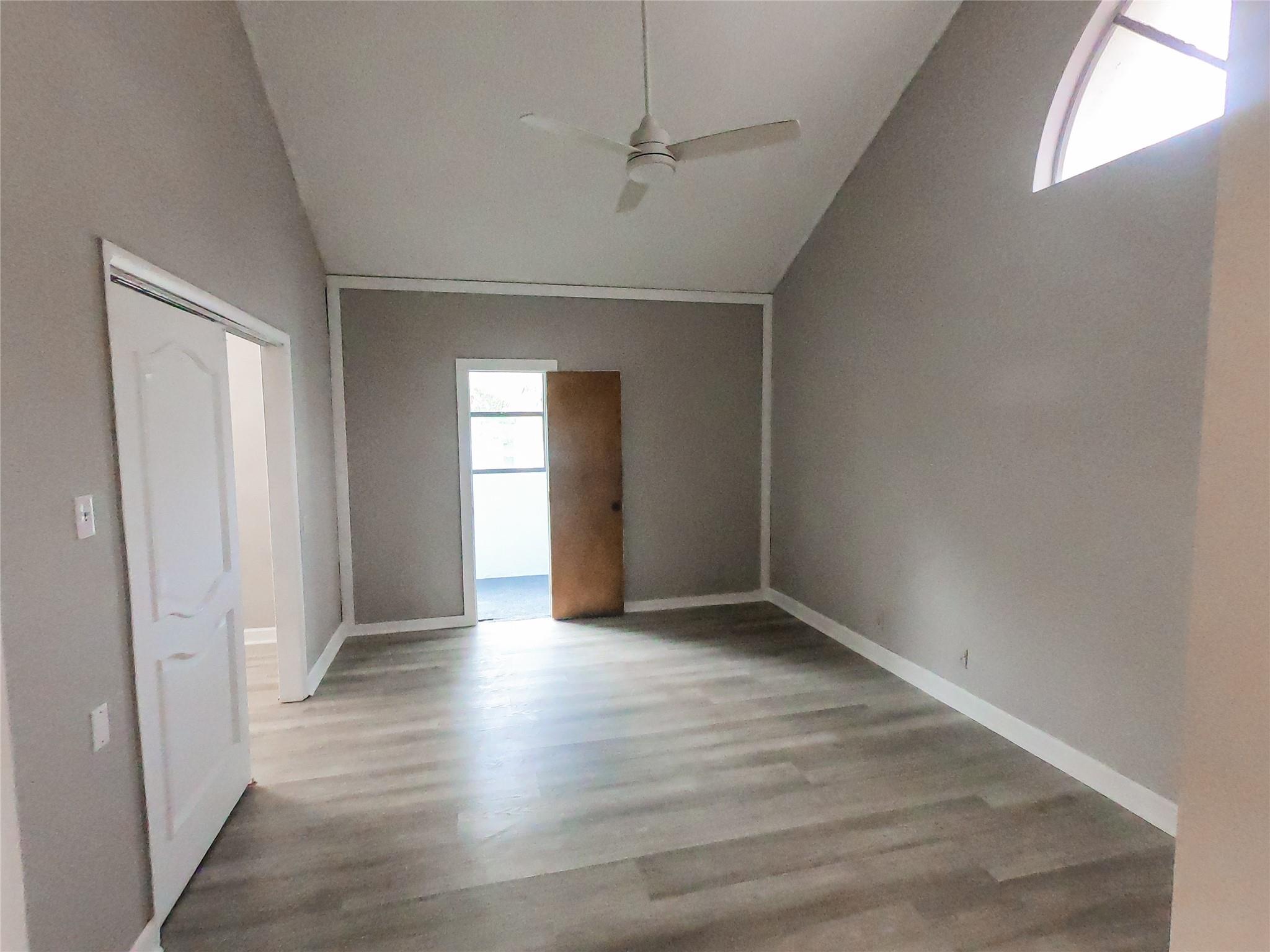 1421 Avon Ln #206,North Lauderdale, FL 33068