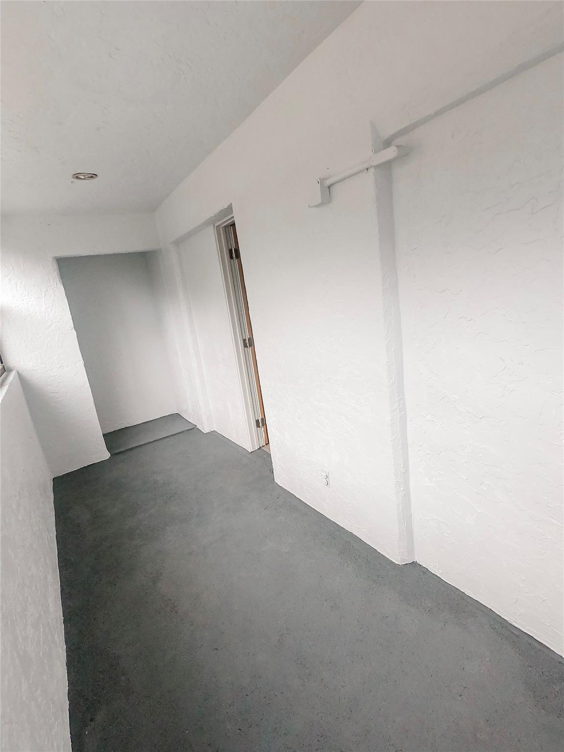 1421 Avon Ln #206,North Lauderdale, FL 33068