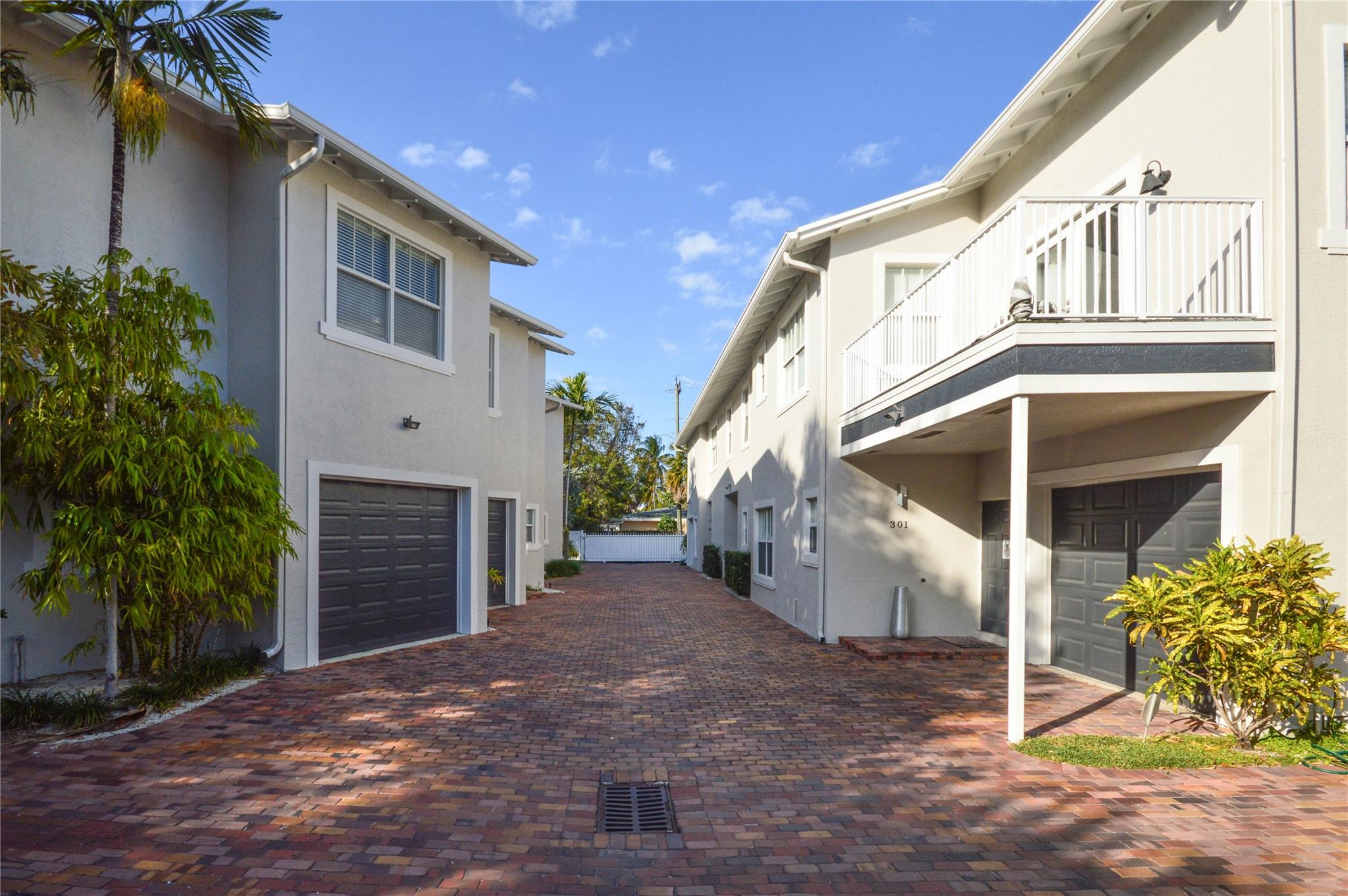 271 SE 22th St