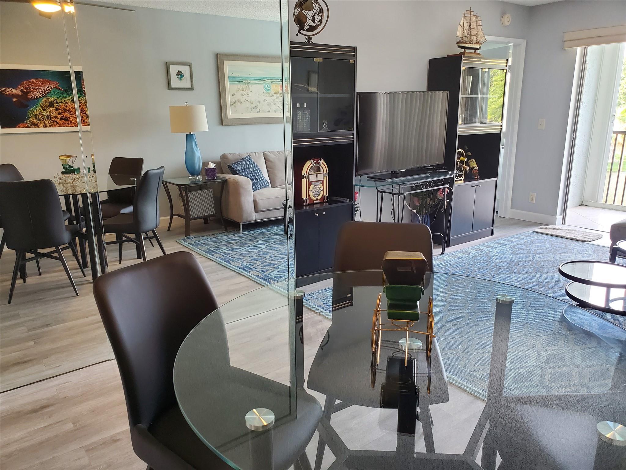 2220 N Cypress Bnd Dr #405