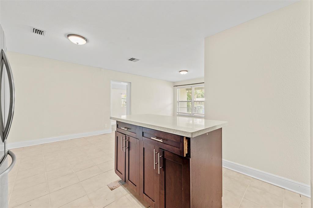 1524 NW 18th Ct
