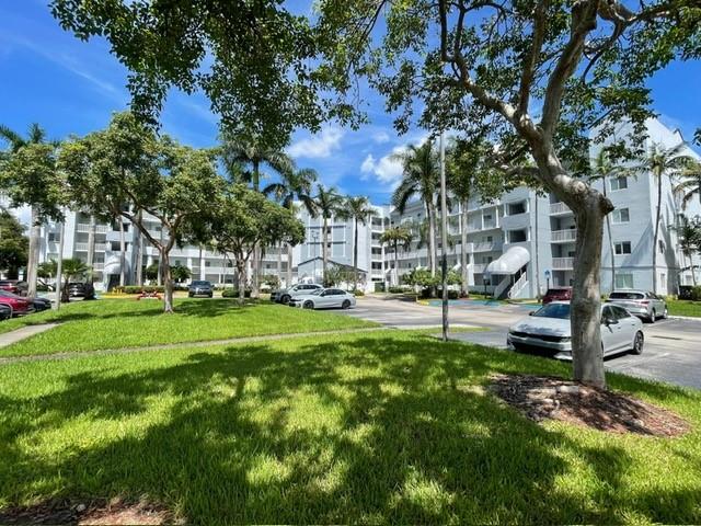 10700 NW 66th St #302