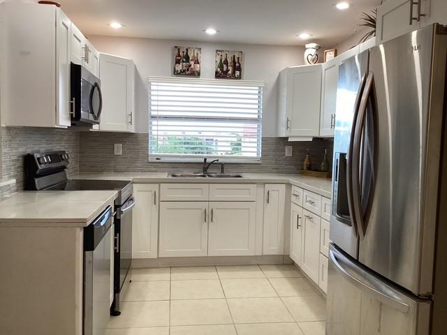 9481 Sunrise Lks Blvd #303