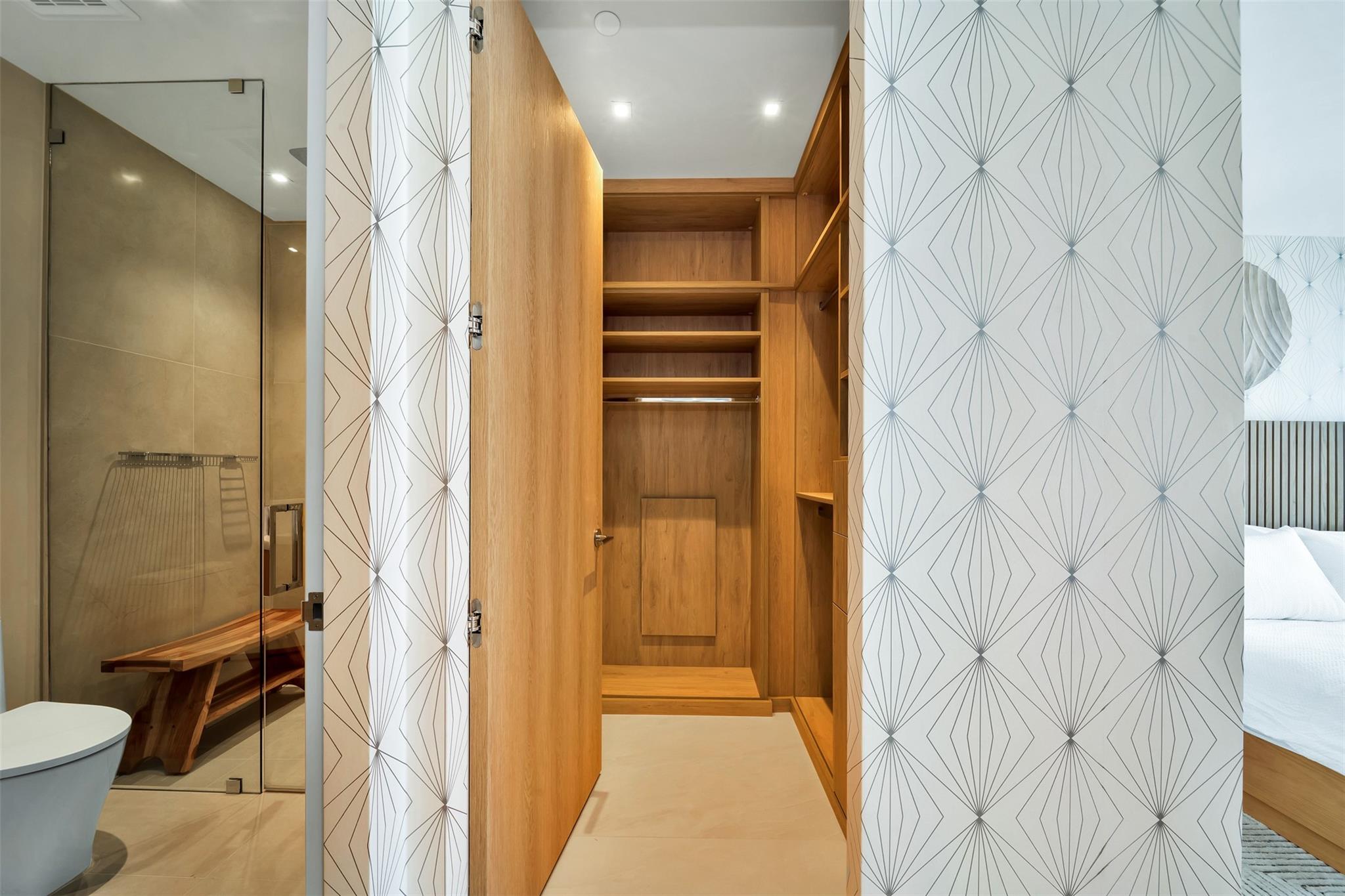 2311 SE 17th St #202 Fort Lauderdale, FL 33316