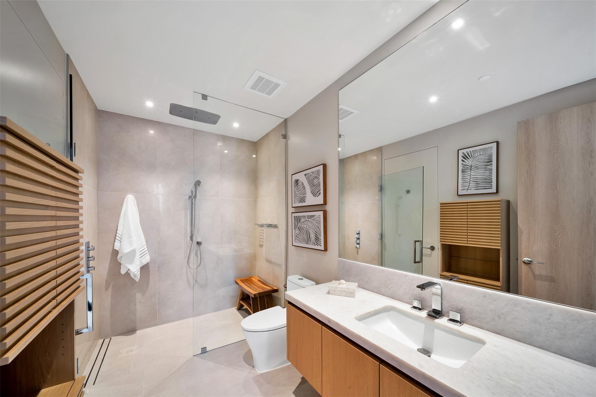 2311 SE 17th St #202 Fort Lauderdale, FL 33316