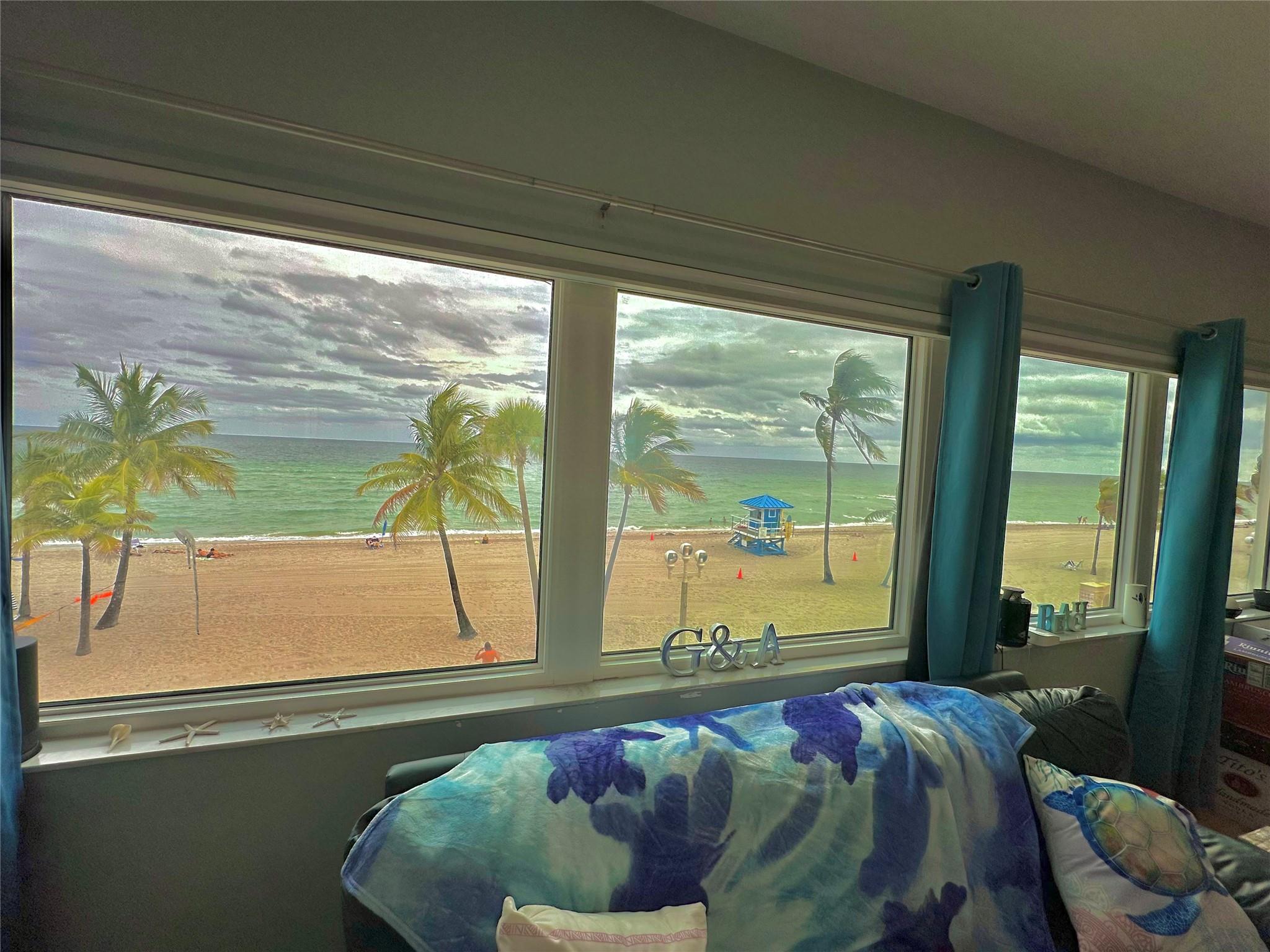 2203 N Surf Rd Hollywood, FL 33019