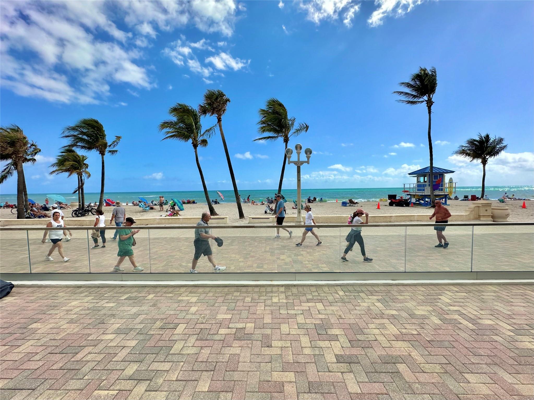 2203 N Surf Rd Hollywood, FL 33019