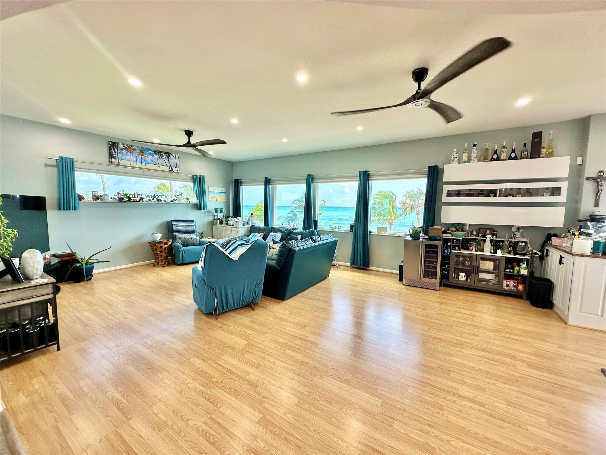 2203 N Surf Rd Hollywood, FL 33019