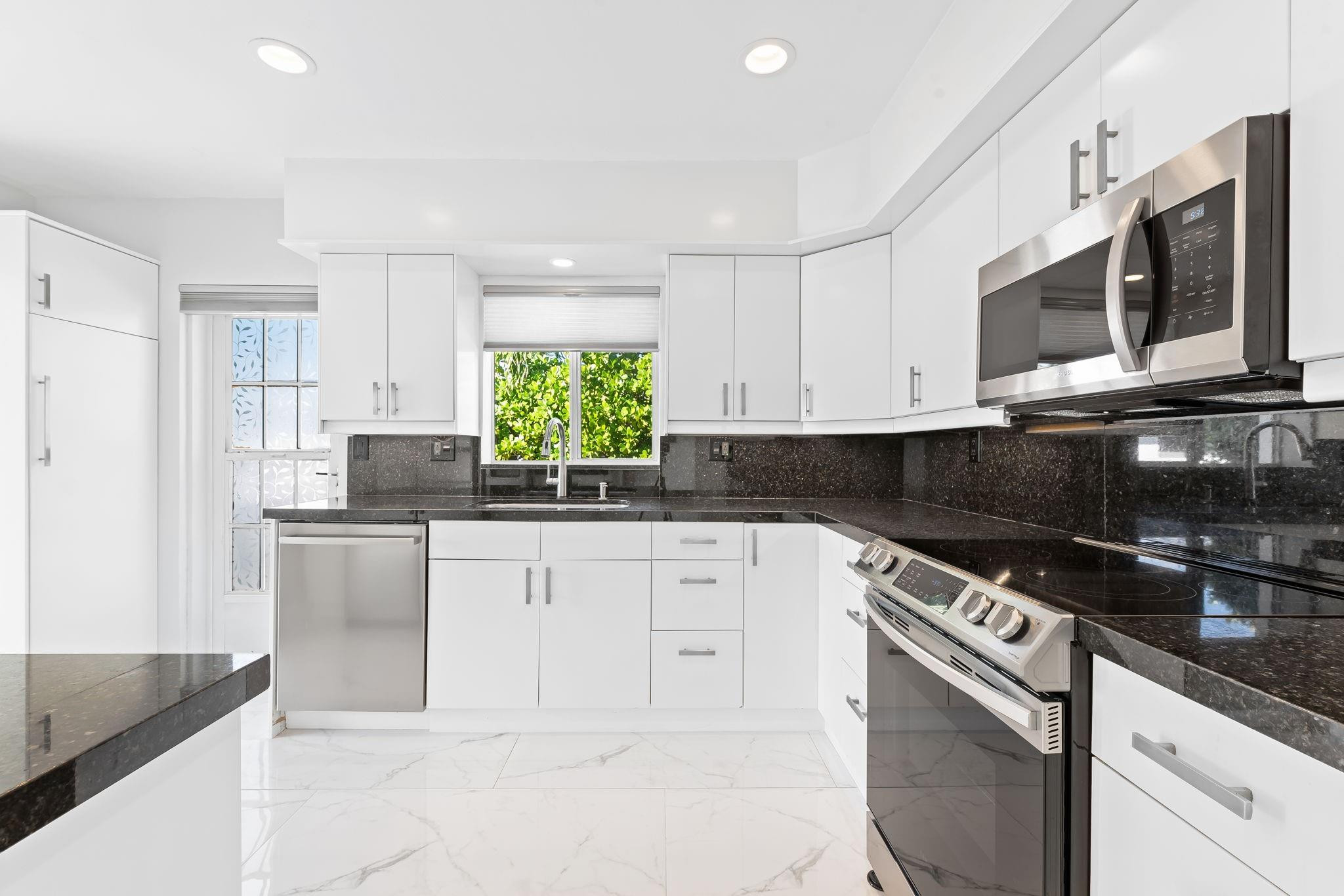 2612 Marion Fort Lauderdale, FL 33316