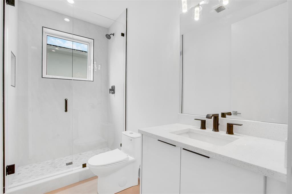 1129 NE 18th Ct #1129 Fort Lauderdale, FL 33305