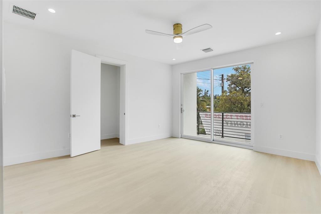 1129 NE 18th Ct #1129 Fort Lauderdale, FL 33305