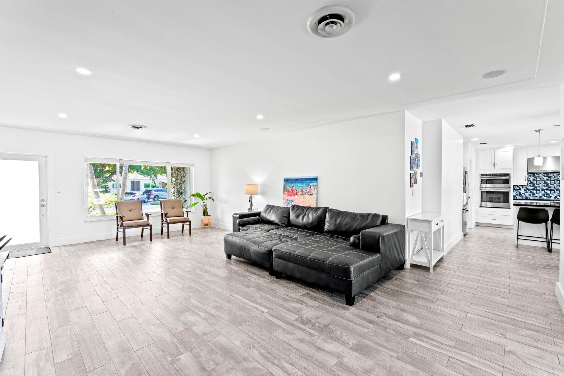 1941 Coral Reef Pompano Beach, FL 33062