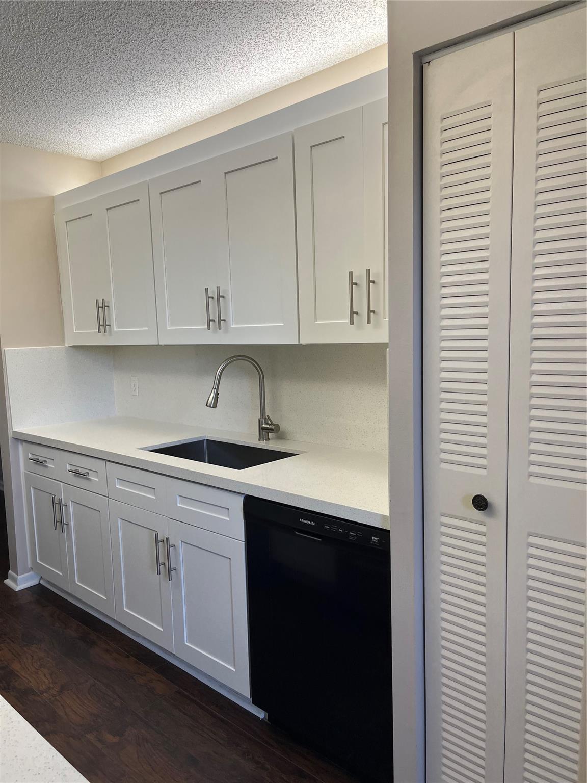 1100 SW 128th Ter #402